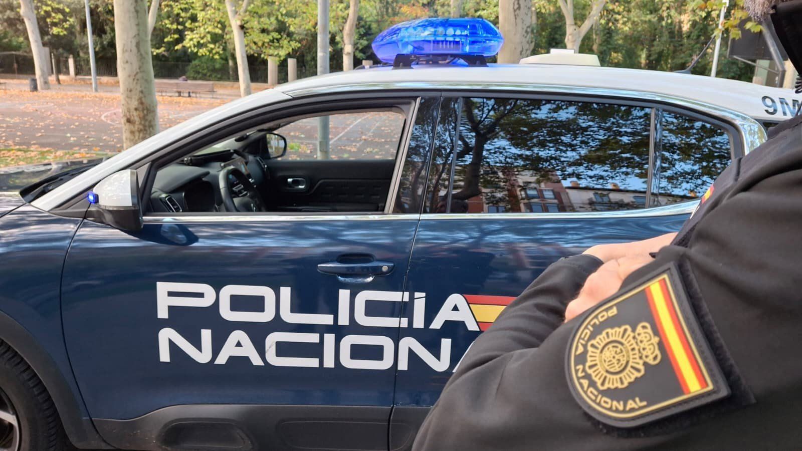 La Policía detiene en Móstoles a una pareja que estafaba a mayores tras robarles la tarjeta bancaria