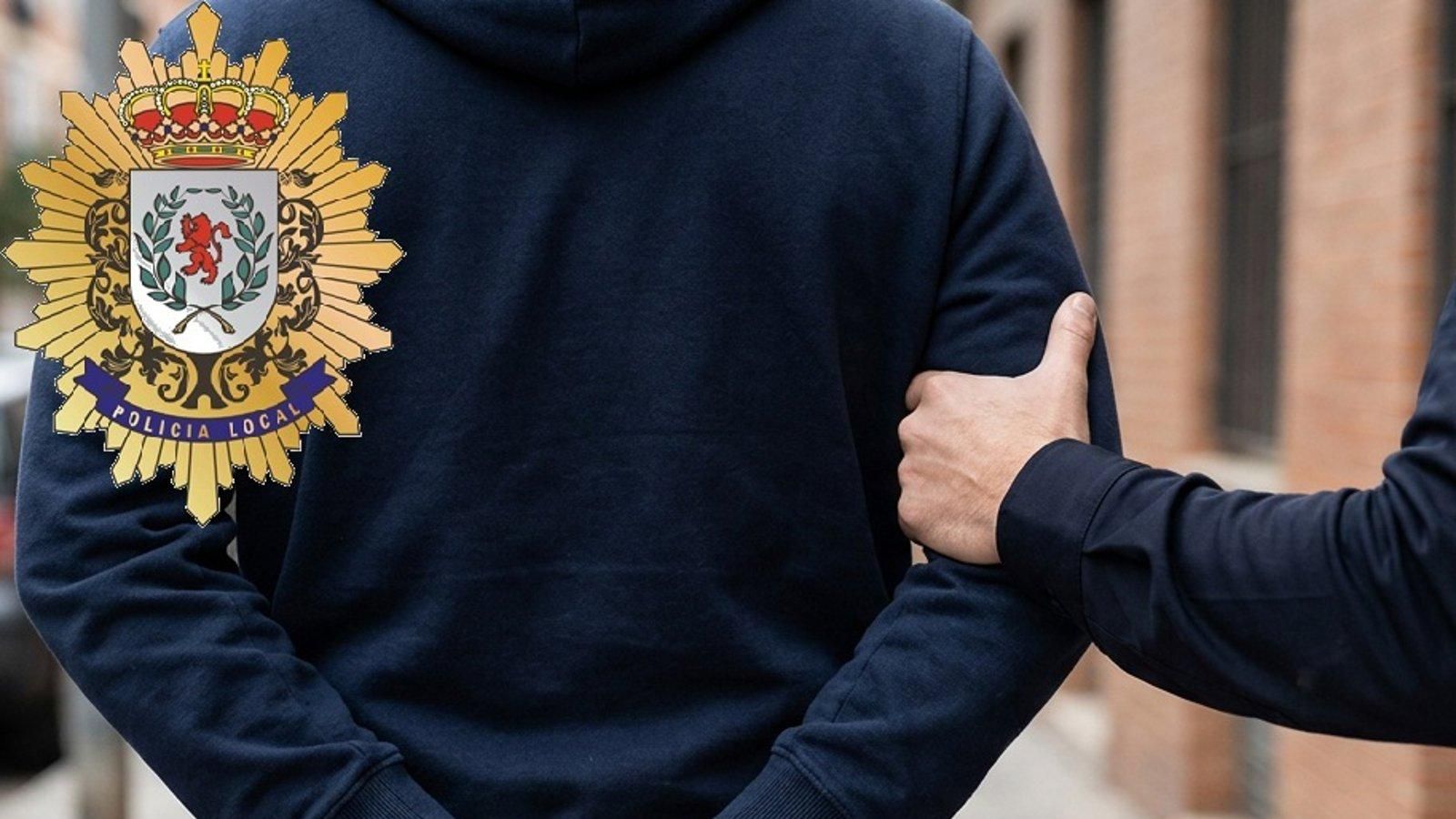 La Policía de Coslada detiene a un hombre por la quema de contenedores