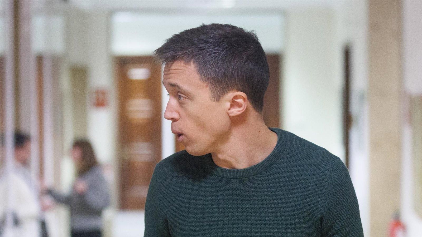 El juez cita a Errejón y Mouliaá por la querella por calumnias tras acusaciones de extorsión