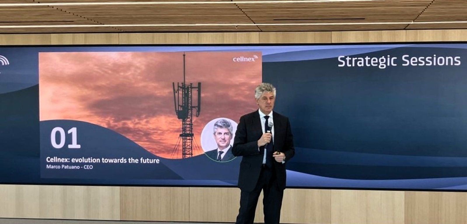 Cellnex pide cambiar la regulación europea para facilitar la inversión y evitar que “Europa quede atrás”