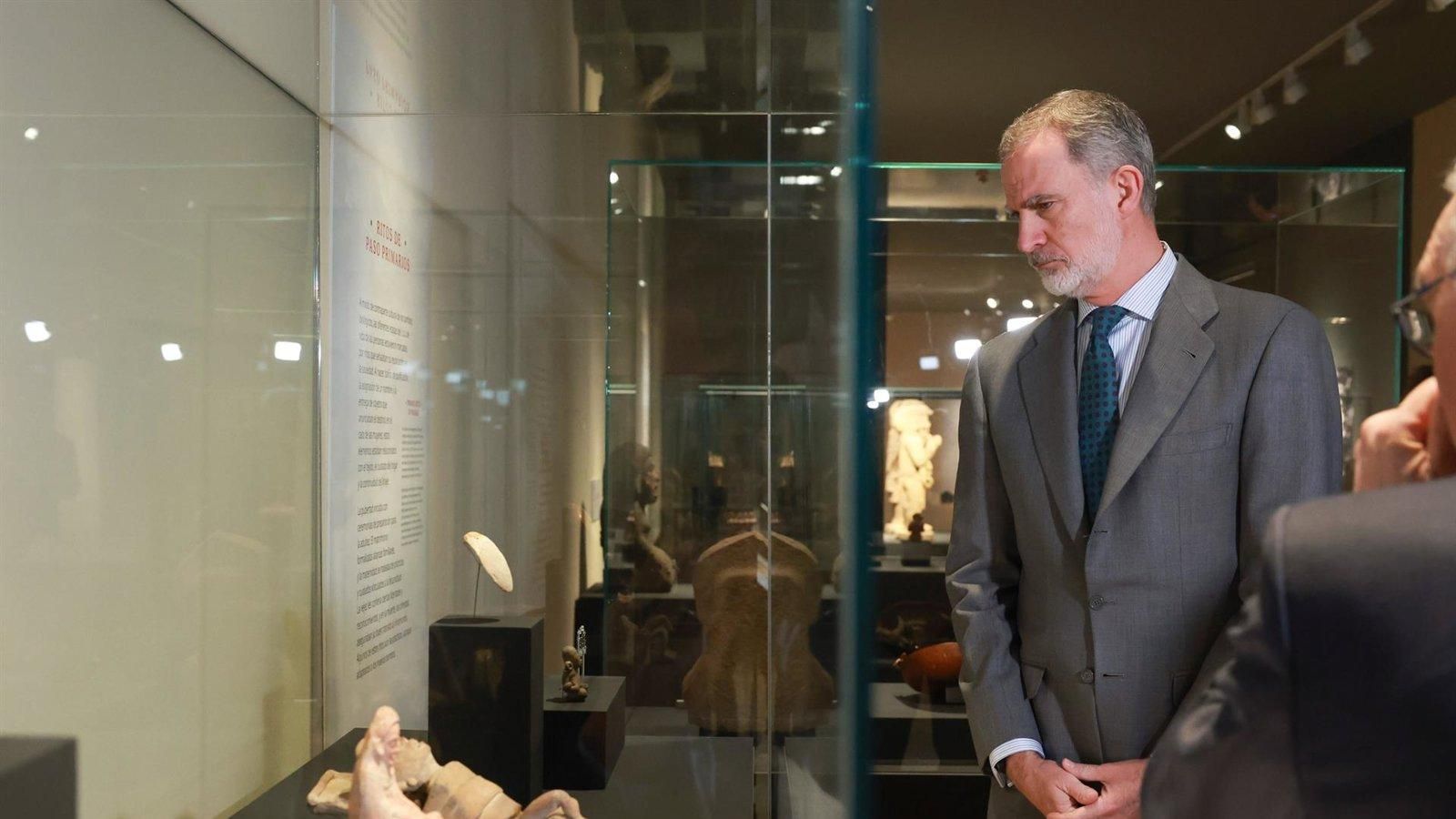 Felipe VI reivindica estudiar la Conquista con rigor histórico y sin simplificaciones