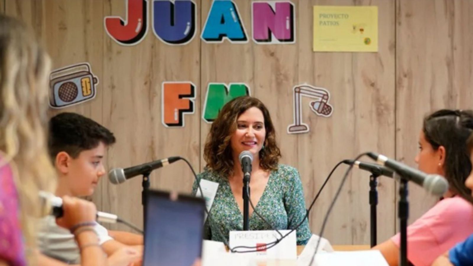 La Comunidad de Madrid impulsa 100 nuevas radios escolares en colegios e institutos