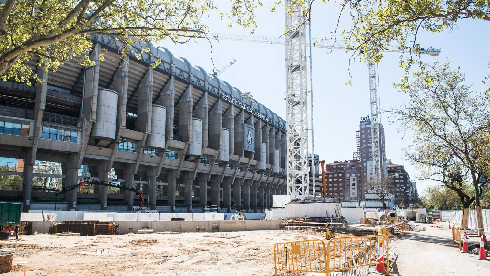 Madrid busca un acuerdo con los vecinos para desbloquear el parking de Castellana junto al Bernabéu