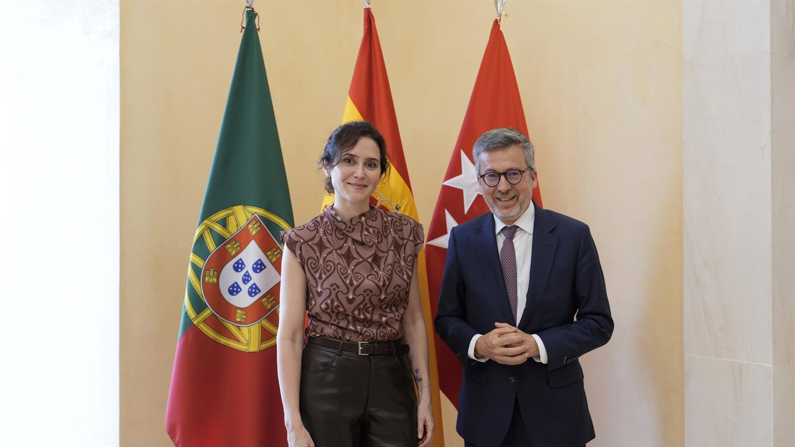 Madrid y Lisboa refuerzan su alianza económica y cultural en la Real Casa de Correos