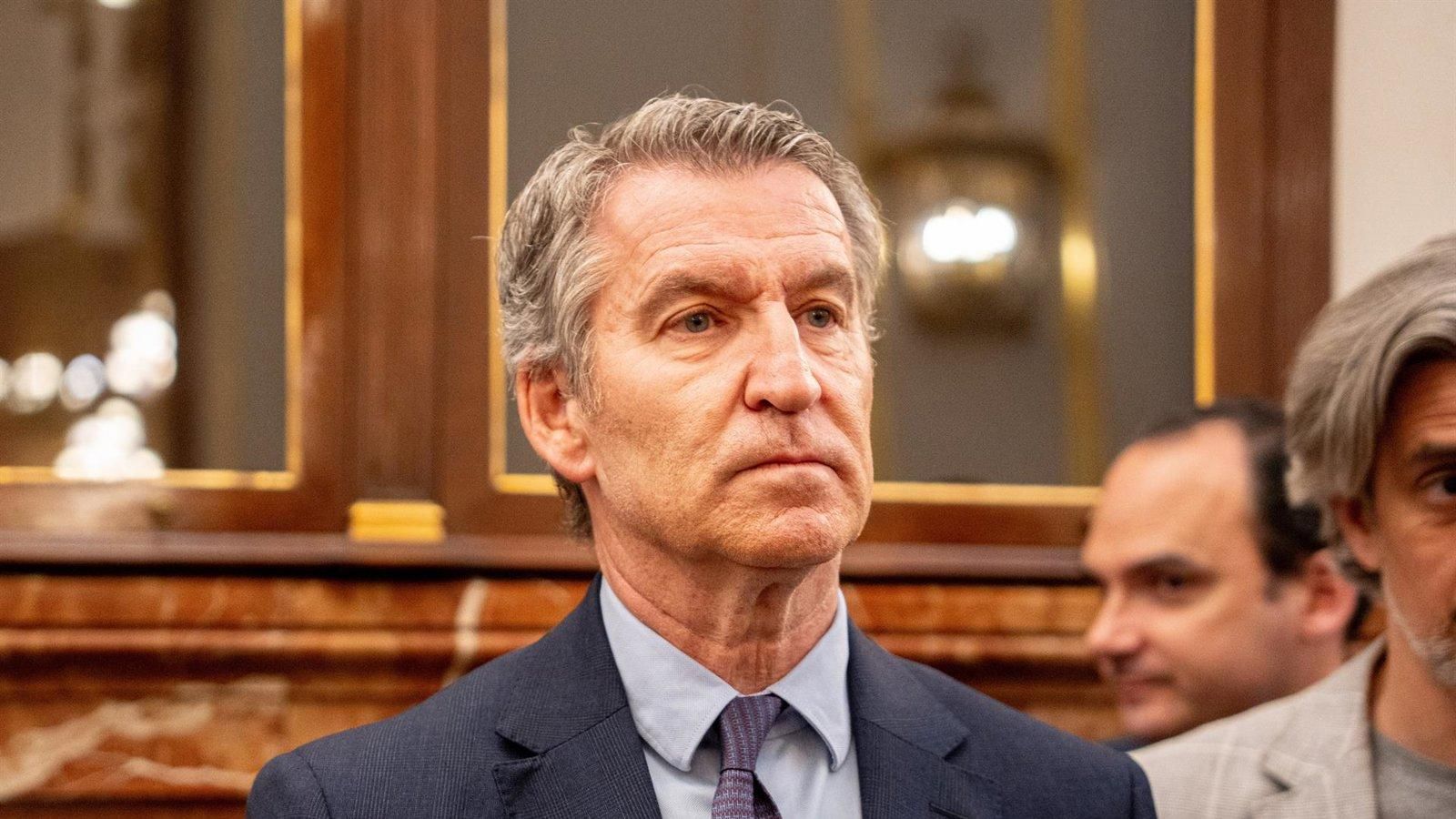 Feijóo propone una ley de cuidados paliativos y reabre el debate de la eutanasia