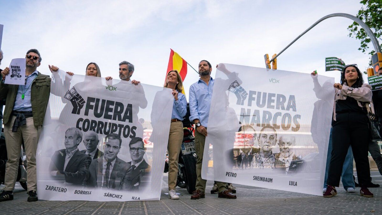 Vox carga contra la cumbre progresista en Barcelona y la tacha de "izquierda criminal"