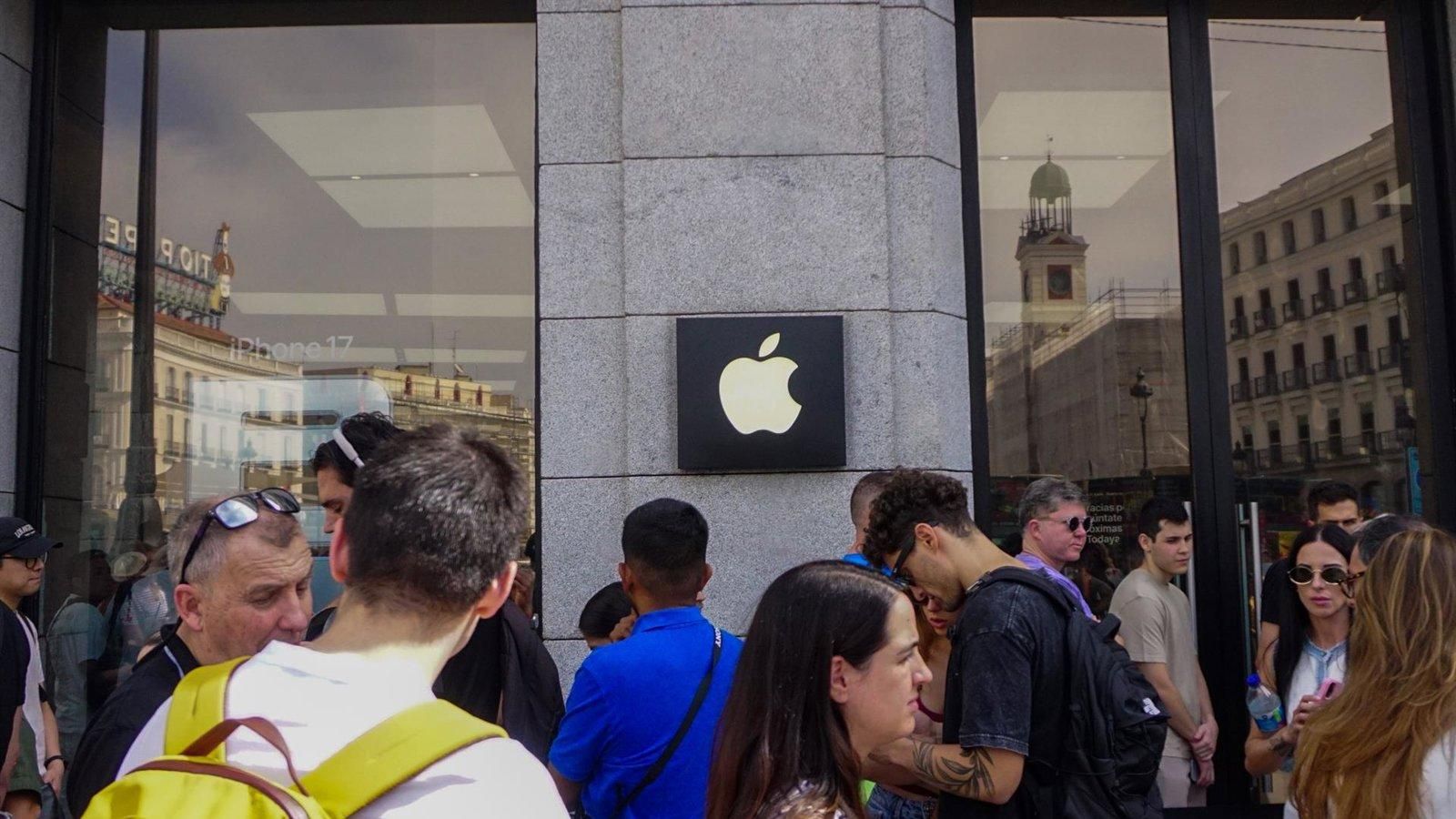 El iPhone plegable mantiene su lanzamiento para septiembre