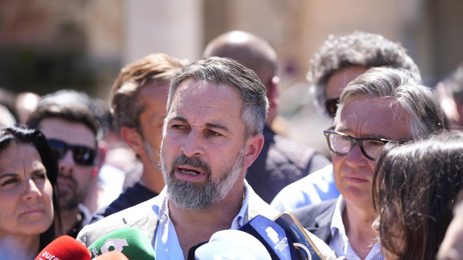 Abascal resta importancia a la demanda de Ortega Smith tras ratificar Vox su expulsión
