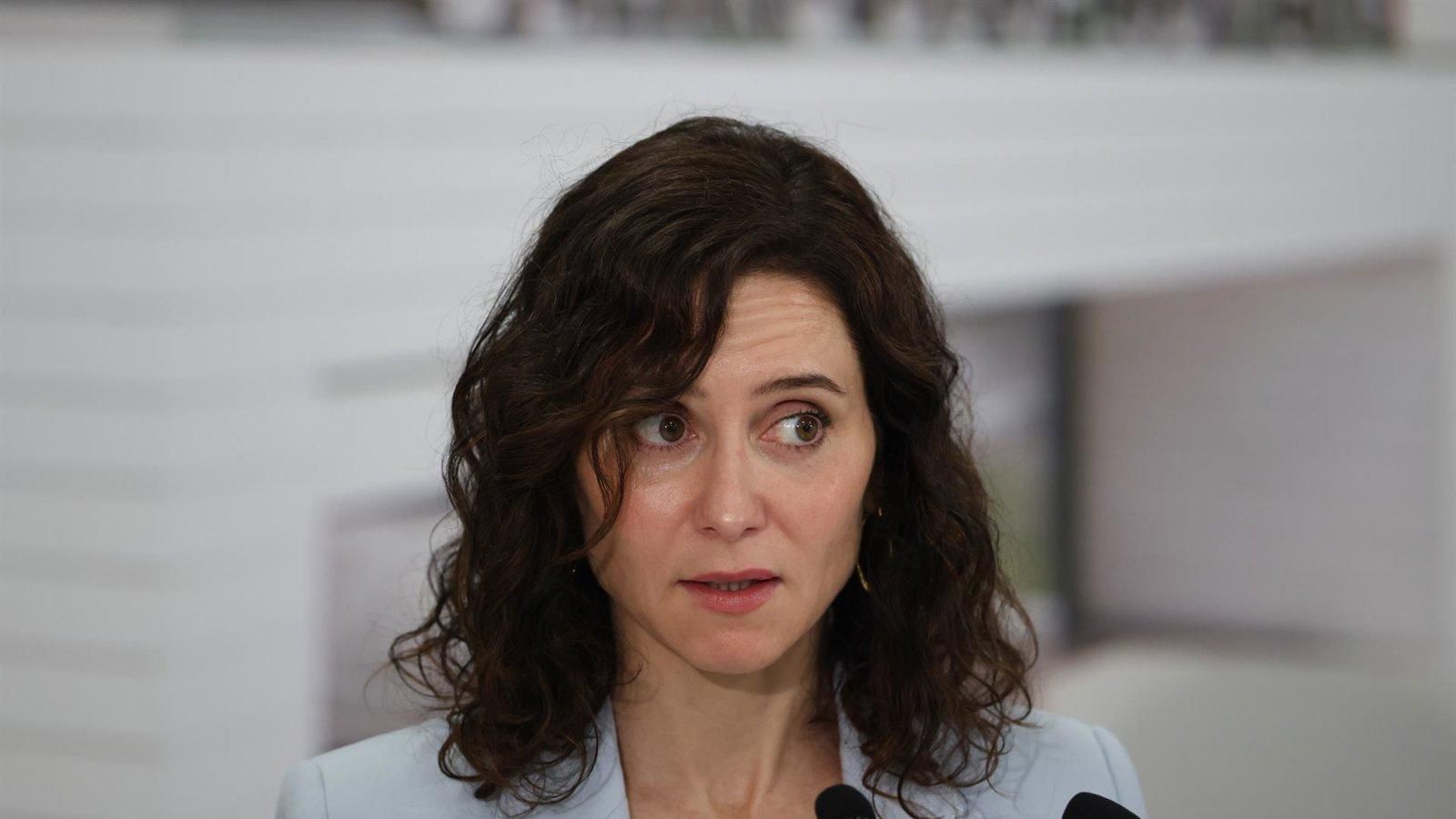 Ayuso acusa a Bolaños de desacreditar al juez Peinado tras el procesamiento de Begoña Gómez