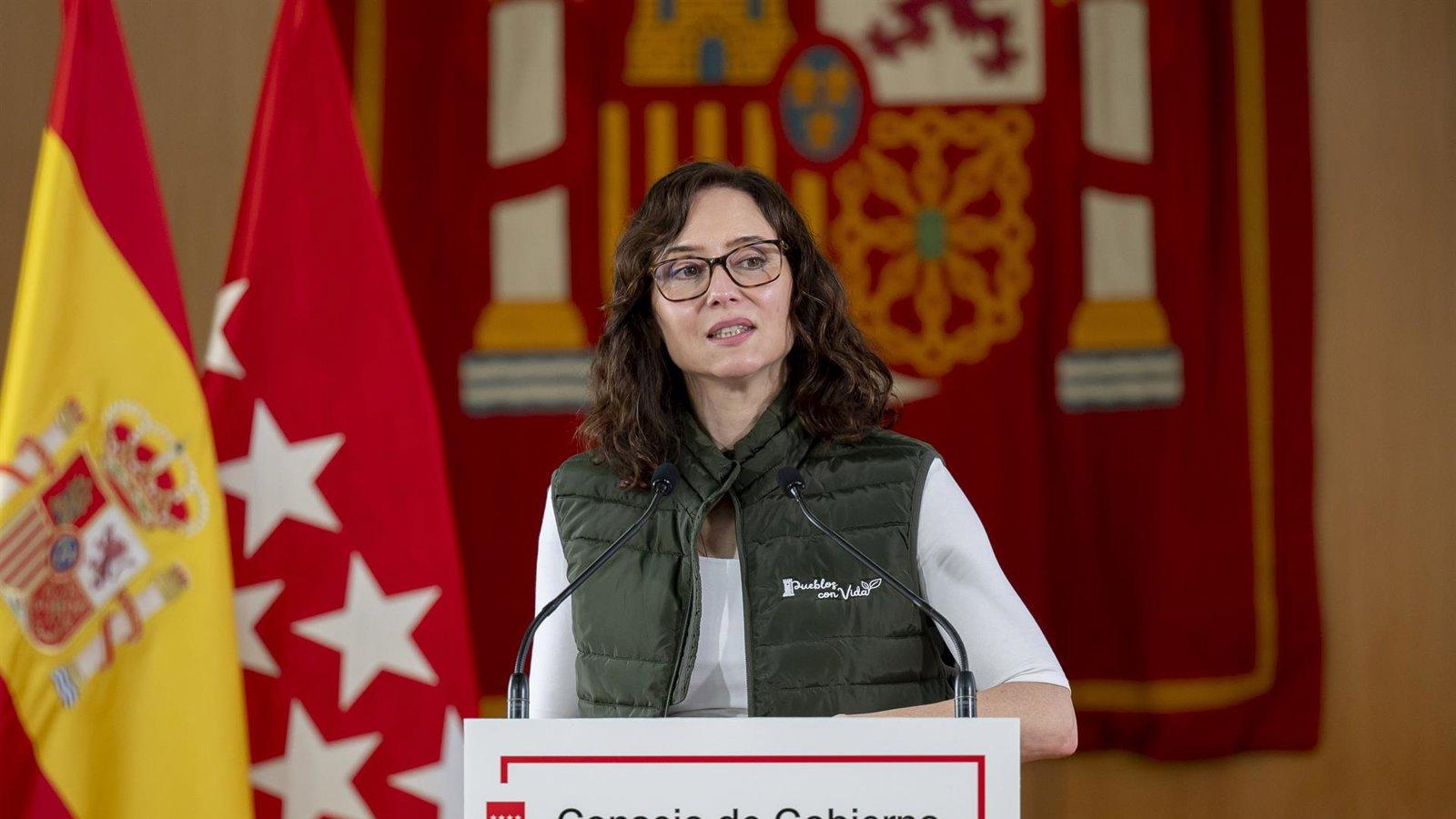 Ayuso dice que el rey Juan Carlos tiene “las puertas abiertas” en toda España