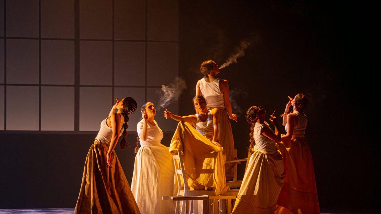 Centro Danza Matadero estrenará 'Humo' hasta el 19 de abril, la nueva obra de Rafaela Carrasco