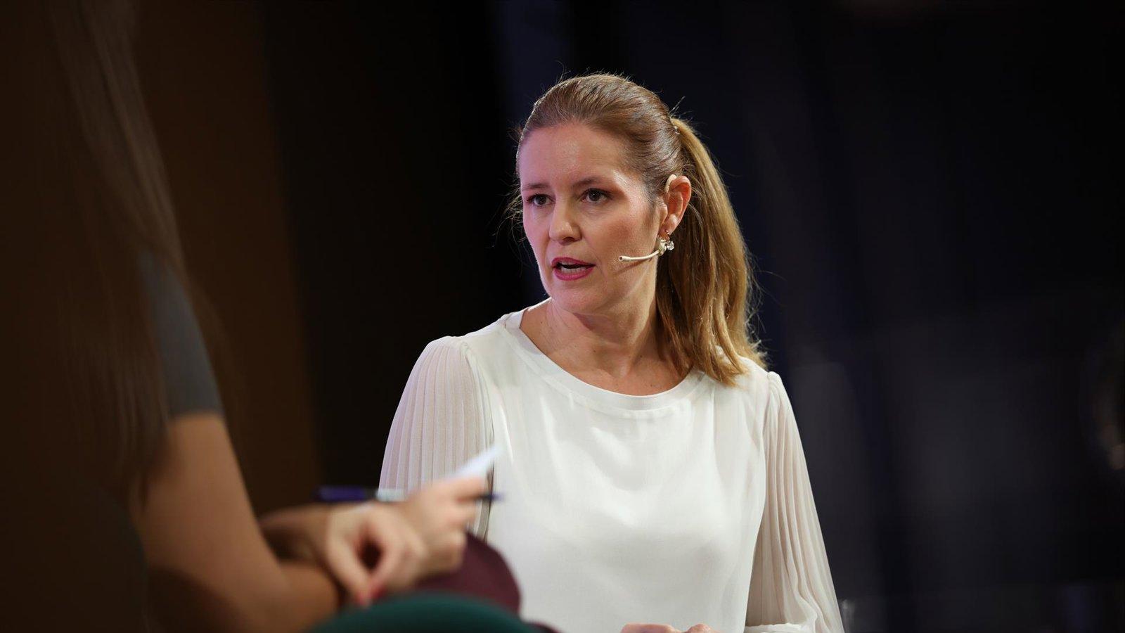 Dávila carga contra la regularización extraordinaria y la tacha de 