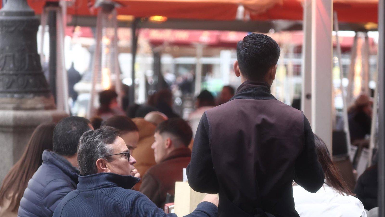 Madrid registra una caída del 1,2% en la facturación del sector servicios frente al alza nacional