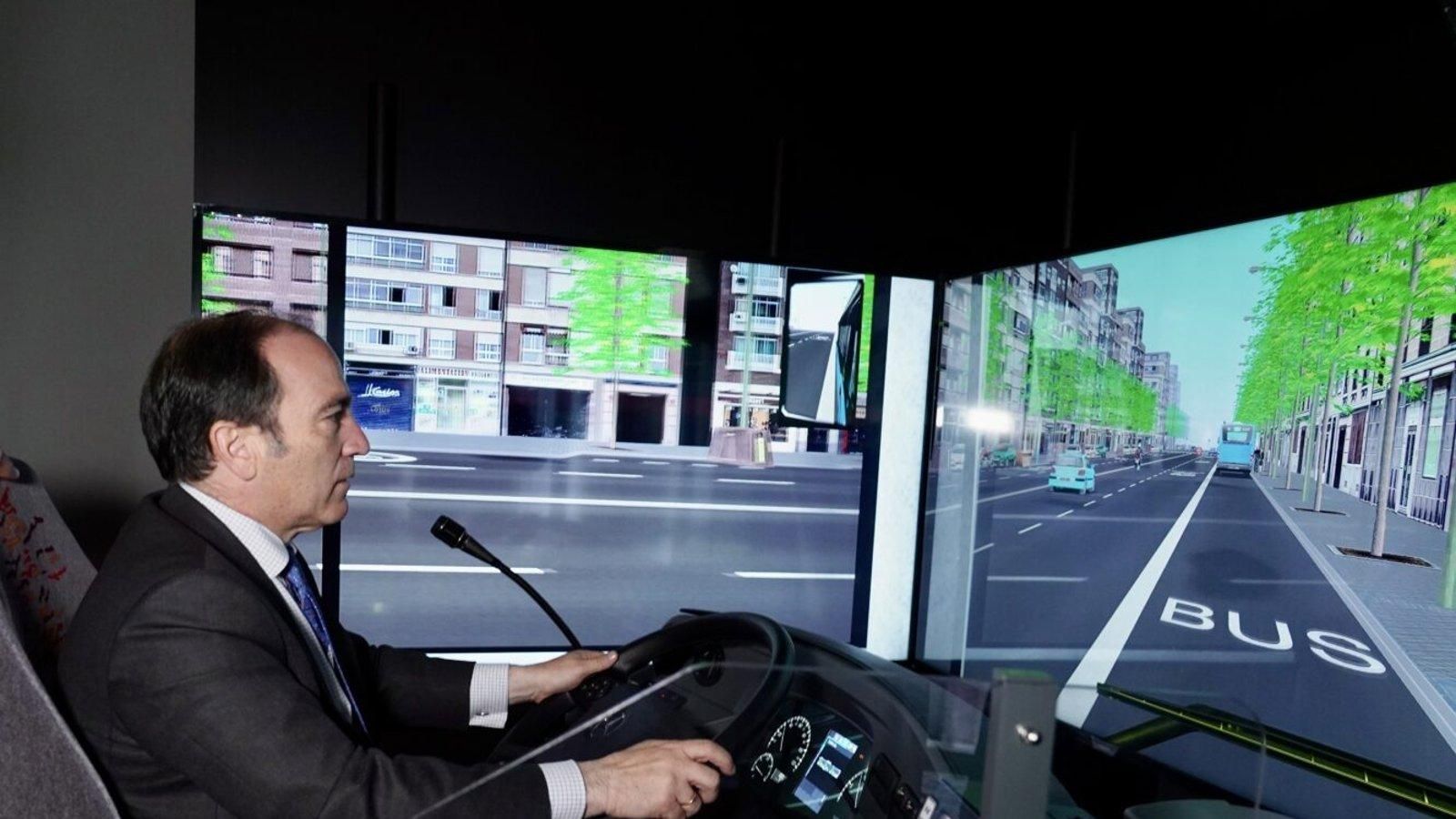 La EMT ha formado a 6.638 conductores con simuladores desde 2003