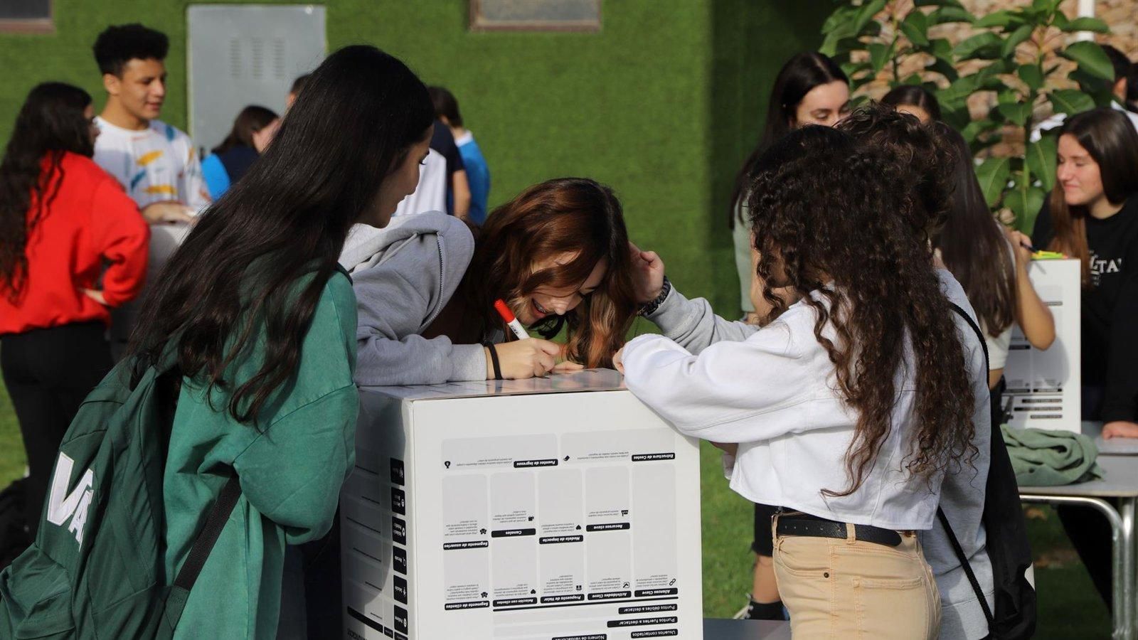 Más de 400 alumnos de Madrid participan en la I Semana del Emprendimiento Junior