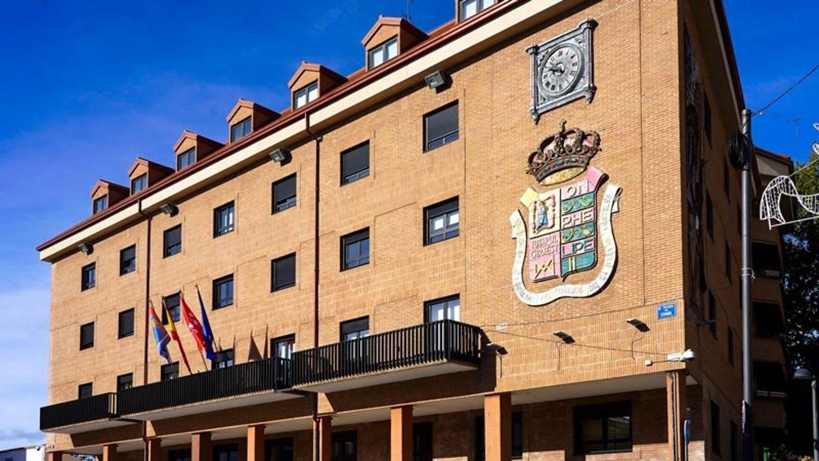 El alcalde de Móstoles reorganiza las áreas de Gobierno para "reforzar su acción"