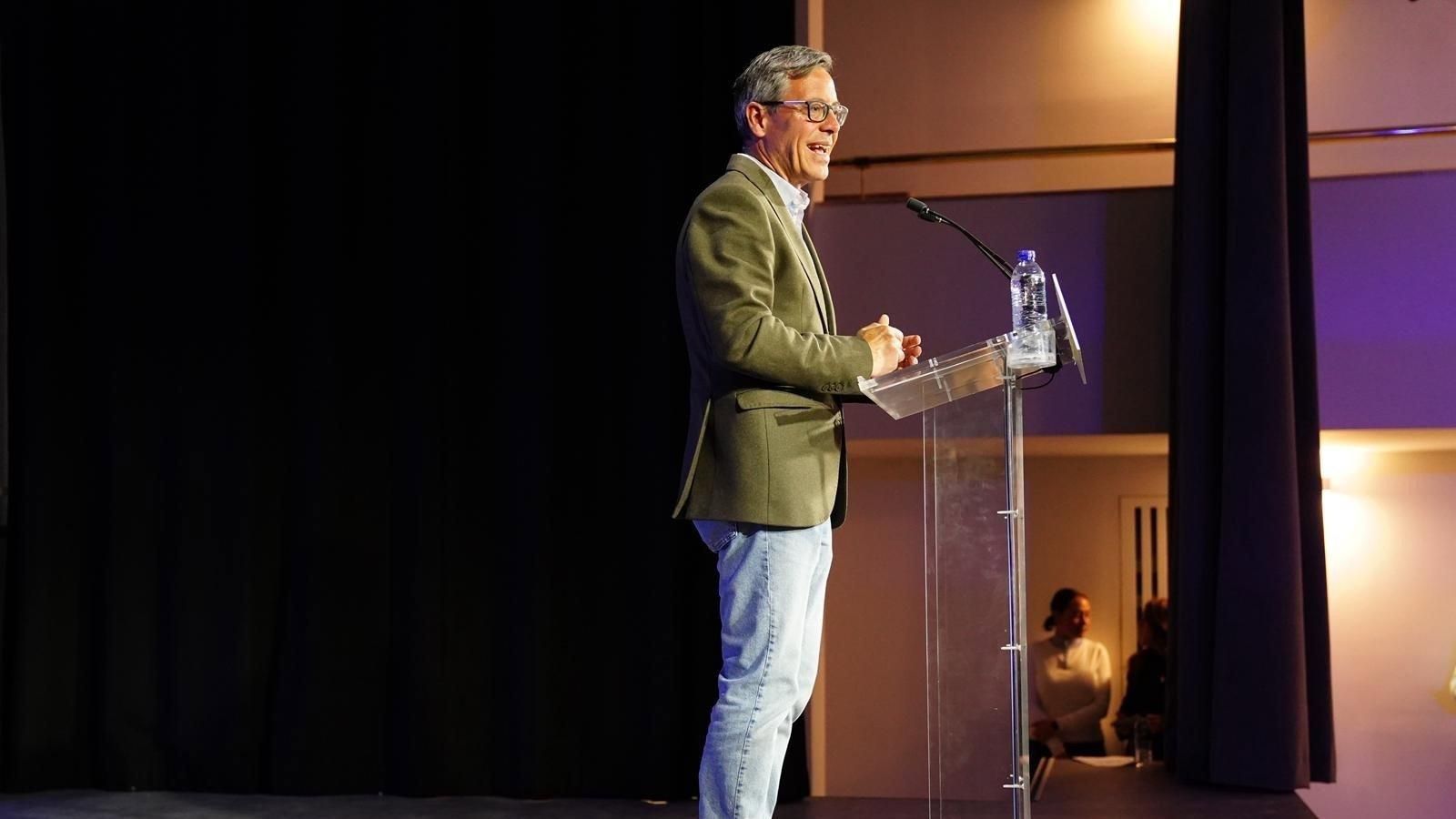 Serrano rechaza la regularización de inmigrantes y alerta de 