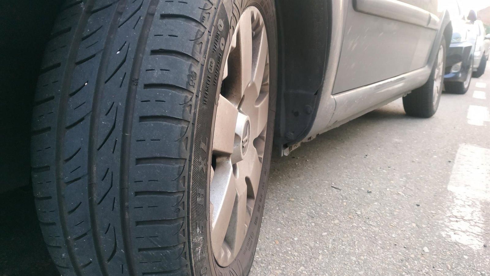 Desarticulado un grupo que robaba ruedas de coches de alta gama en Tres Cantos