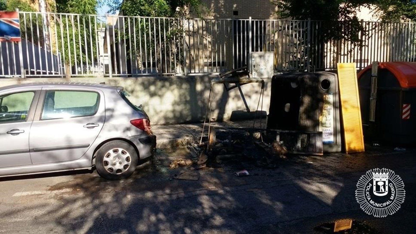 Detenido un hombre por la quema de contenedores en el centro de Madrid