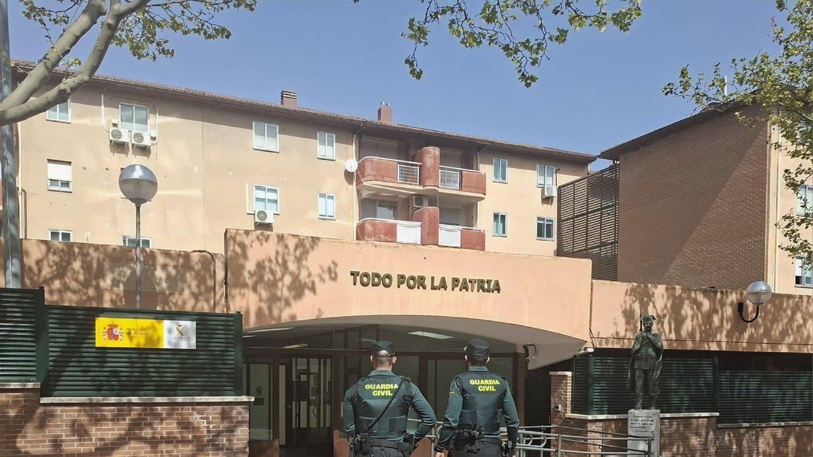 Un guardia civil fuera de servicio recupera 900 euros robados en Tres Cantos