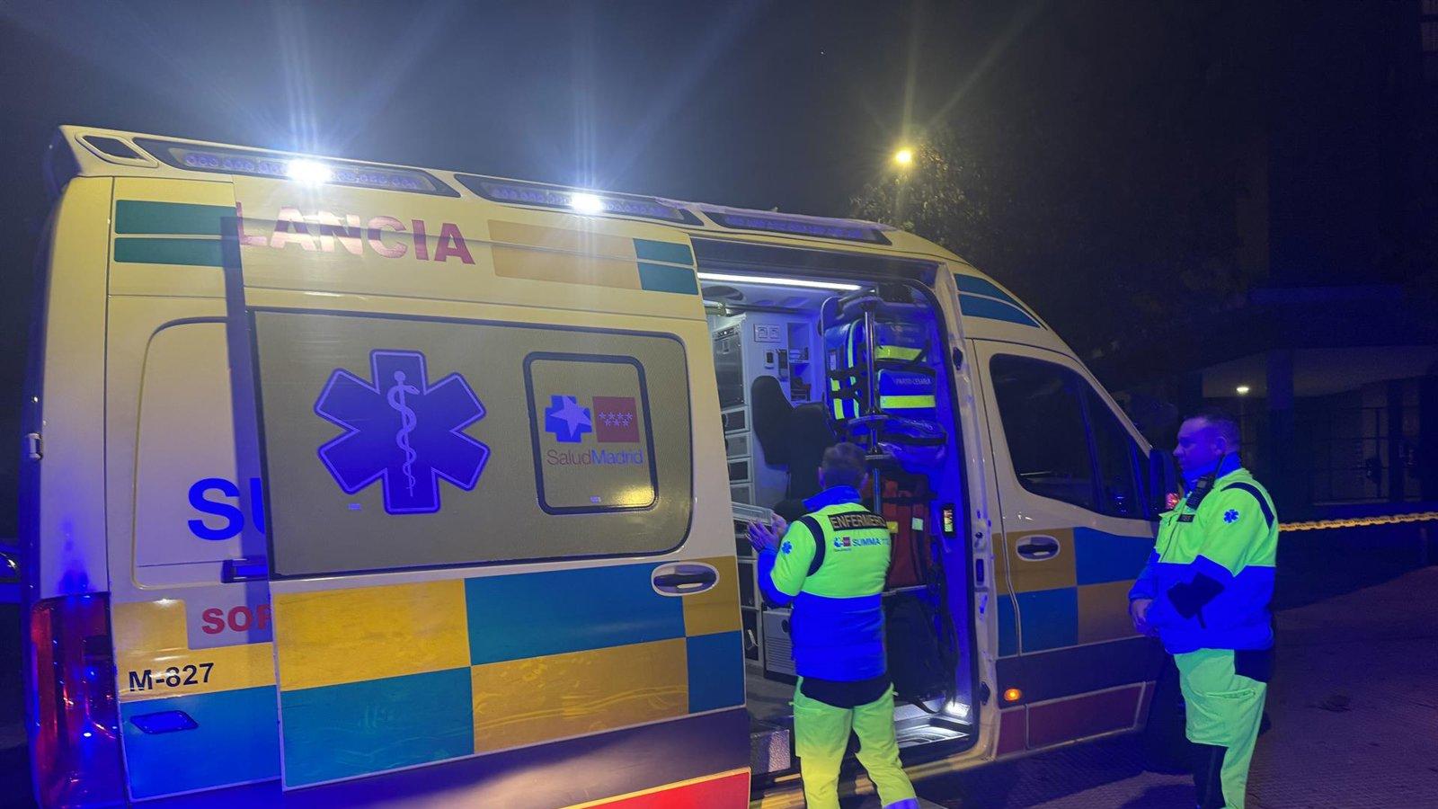 Un conductor de 32 años, herido potencialmente grave tras volcar en la M-40 a la altura de Alcorcón