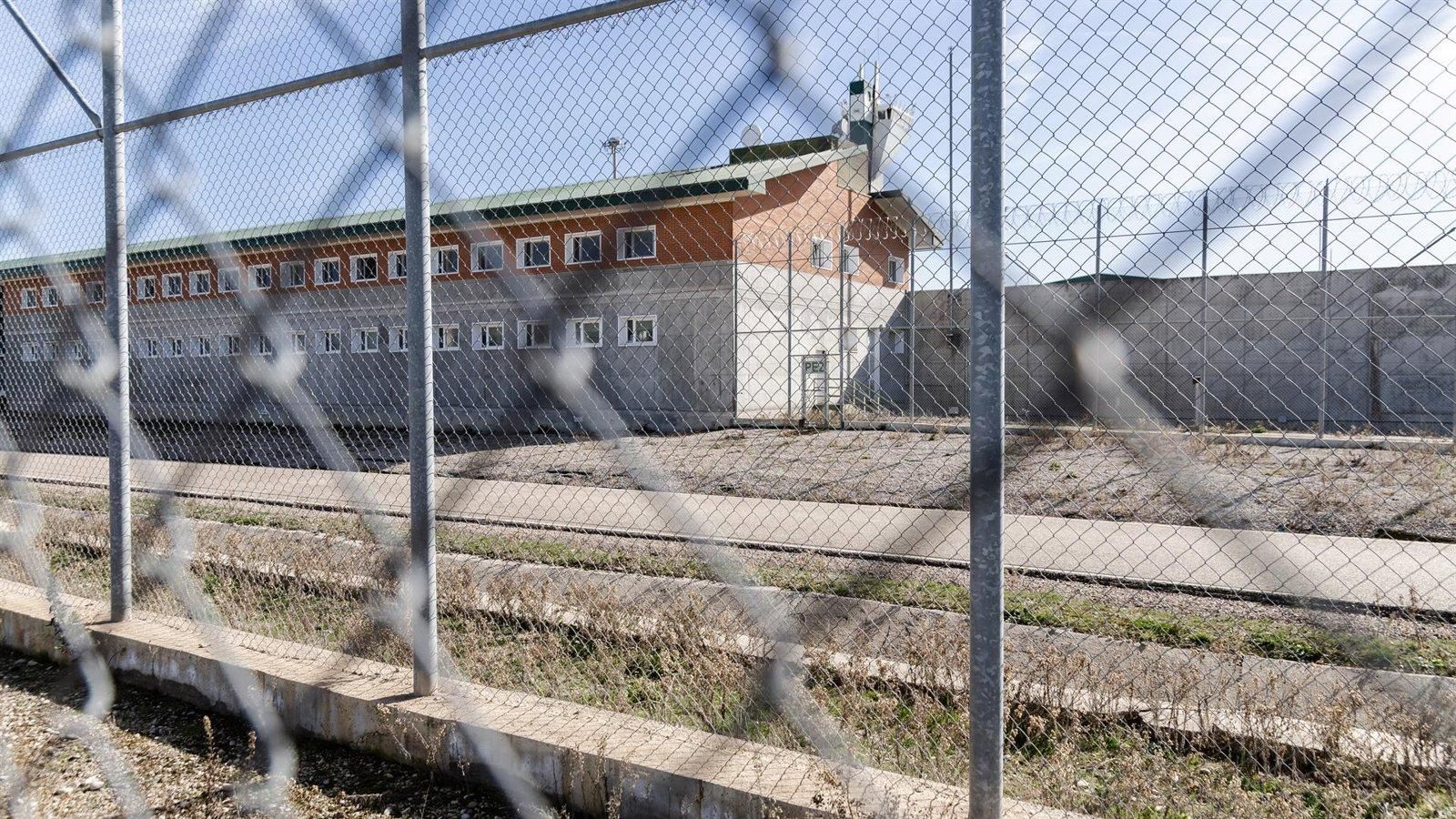 La Asamblea debatirá la propuesta de Vox para reconocer como profesión de riesgo a los funcionarios de prisiones