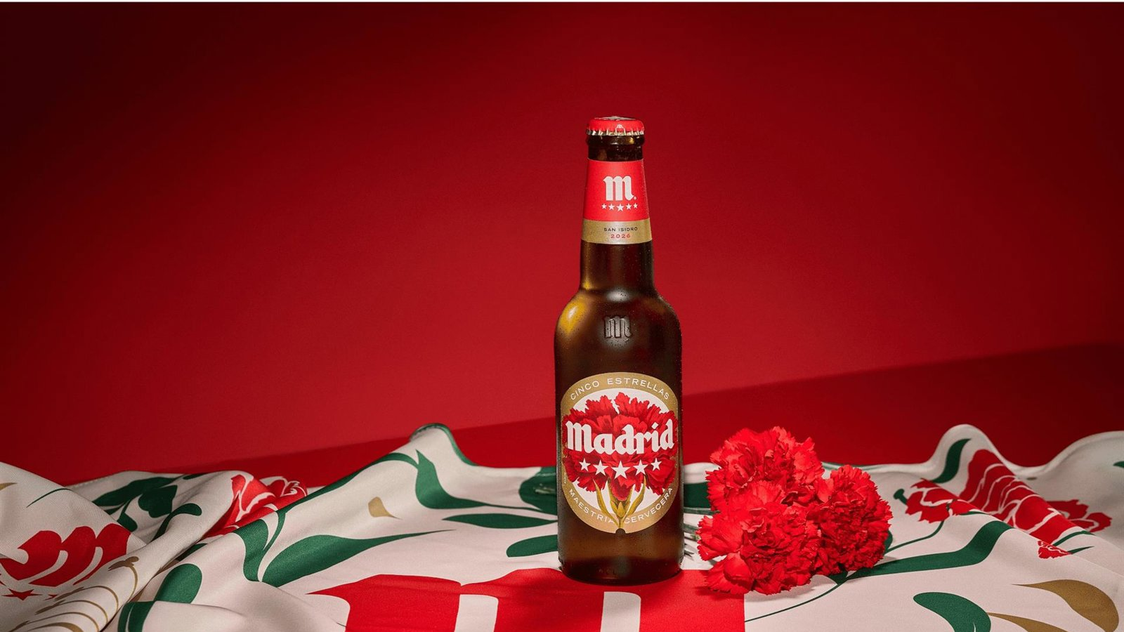 Mahou celebra San Isidro con su botella más chulapa