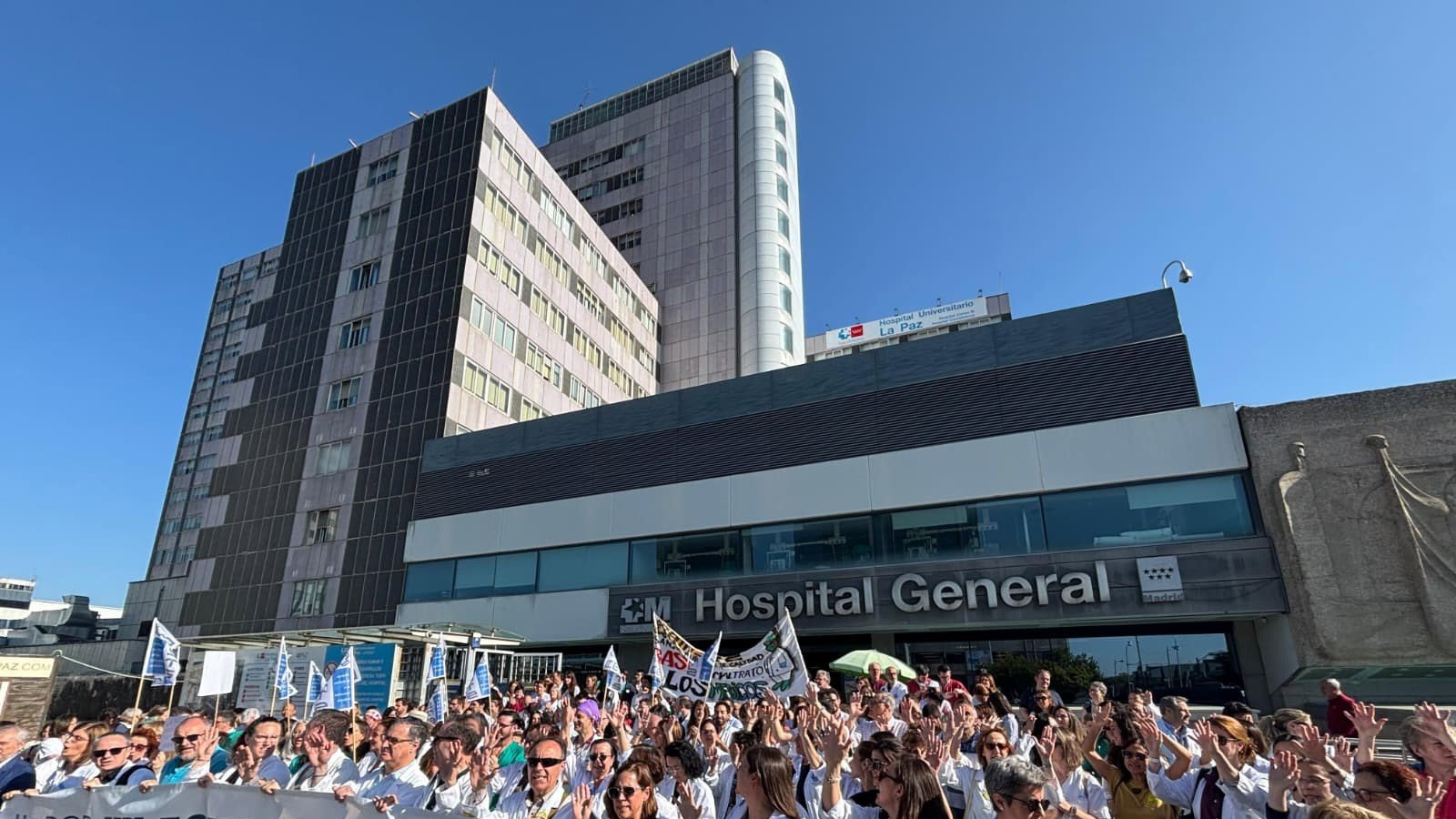 Los médicos madrileños reclama al Gobierno un interlocutor válido tras el salto de Mónica García como candidata