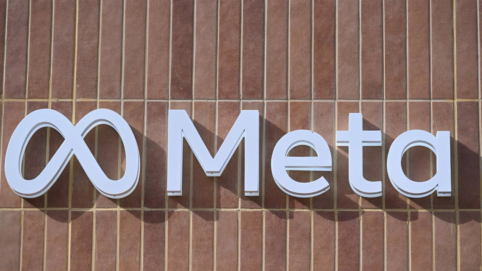 Meta despedirá a 8.000 empleados por su apuesta por la IA