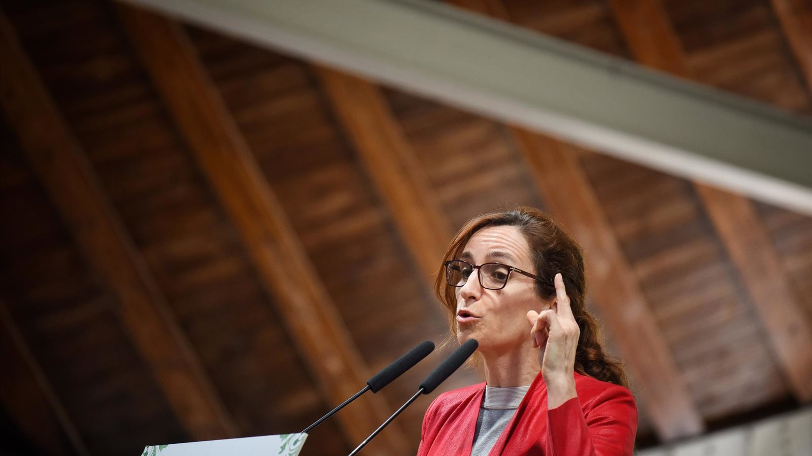 Mónica García dice que compaginará el Ministerio con su candidatura a la Presidencia de la Comunidad