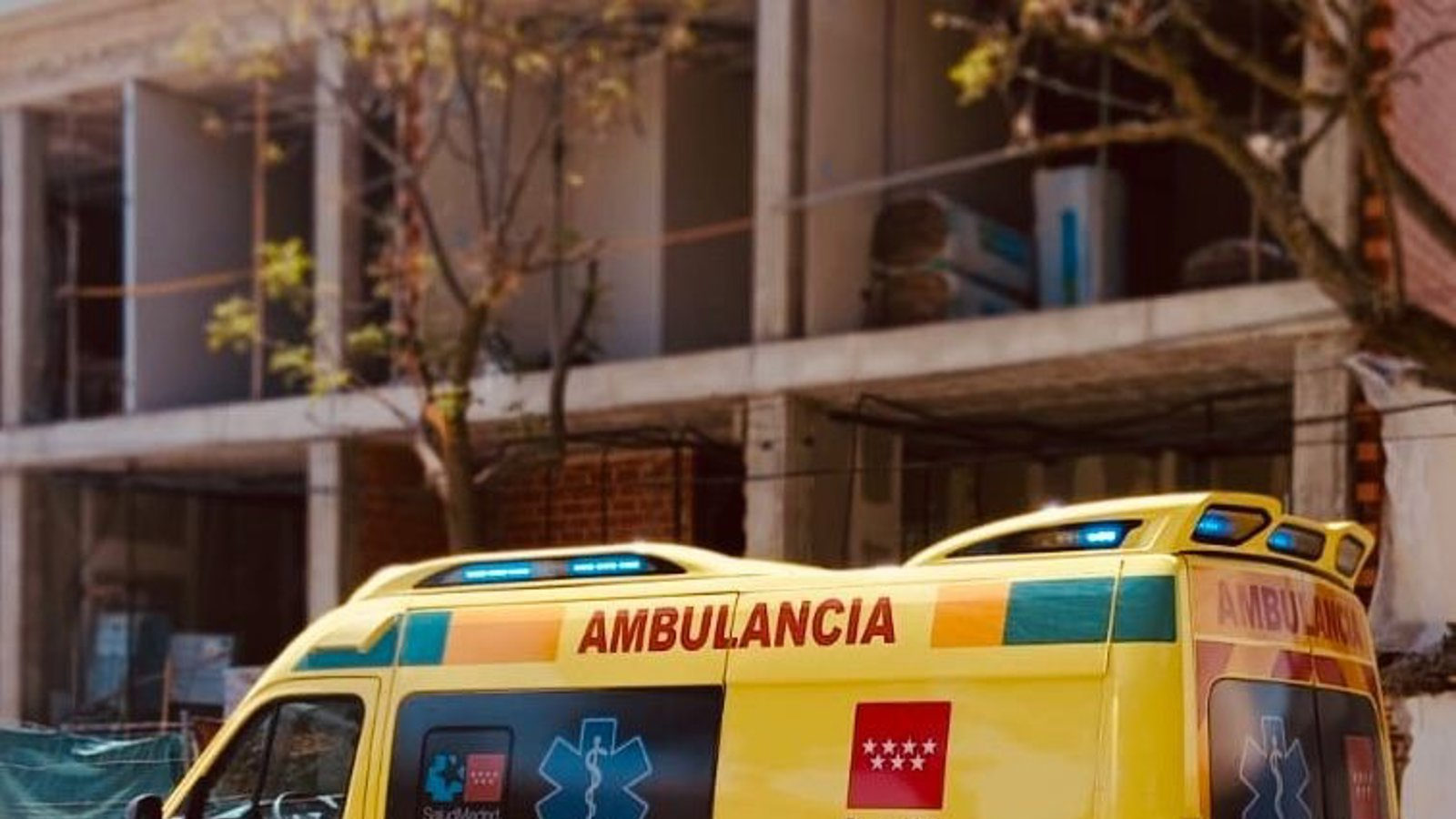 Muere un trabajador tras caer desde el tejado de una nave del Polígono La Yegua en Torrejón de Ardoz