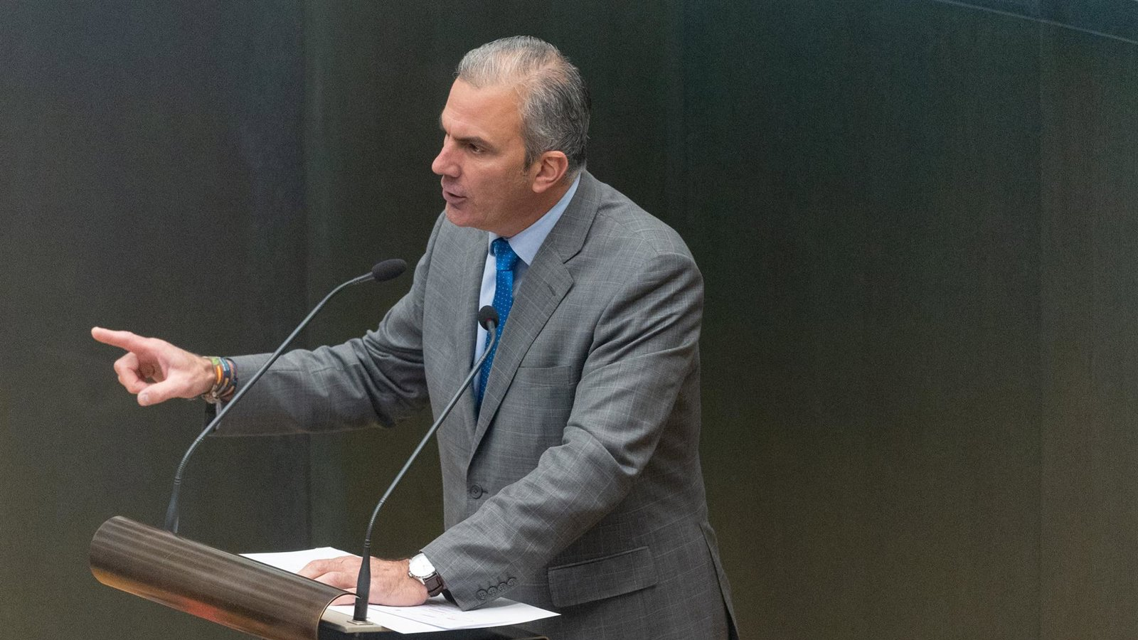 Ortega Smith exige a Almeida devolver las multas de las zonas de bajas emisiones tras el revés del Supremo