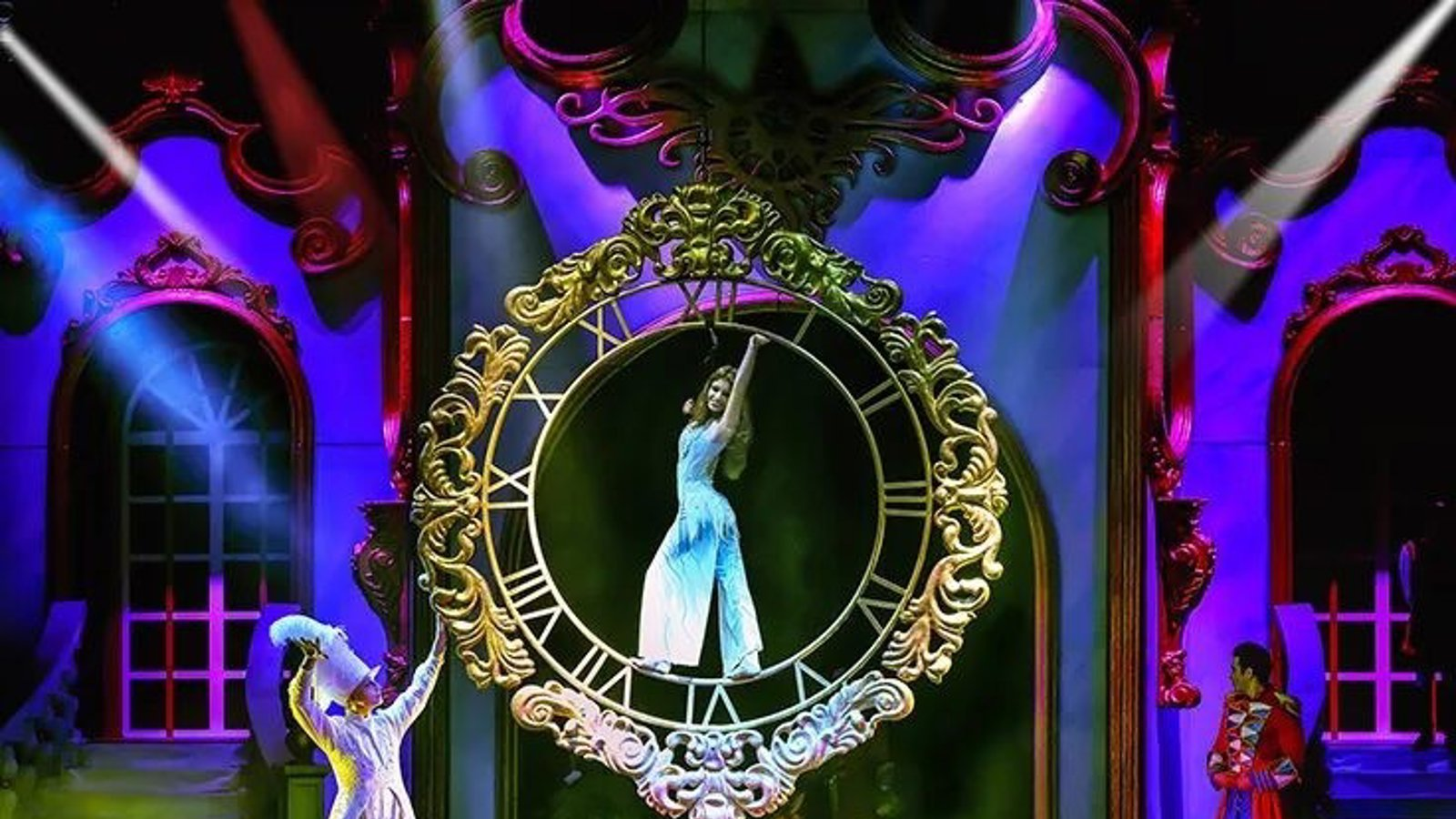 El Teatro Circo Price estrena hasta el 3 de mayo 'Cenicienta', de la compañía La Fiesta Escénica