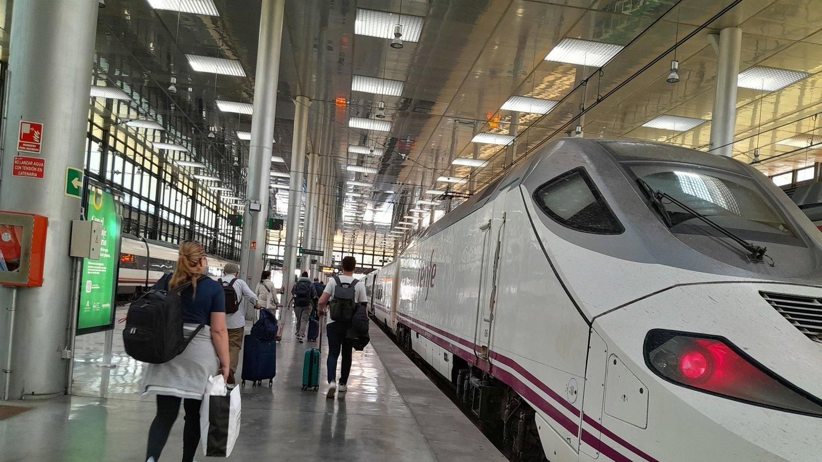 Renfe examina a 1.857 aspirantes para 360 plazas en talleres