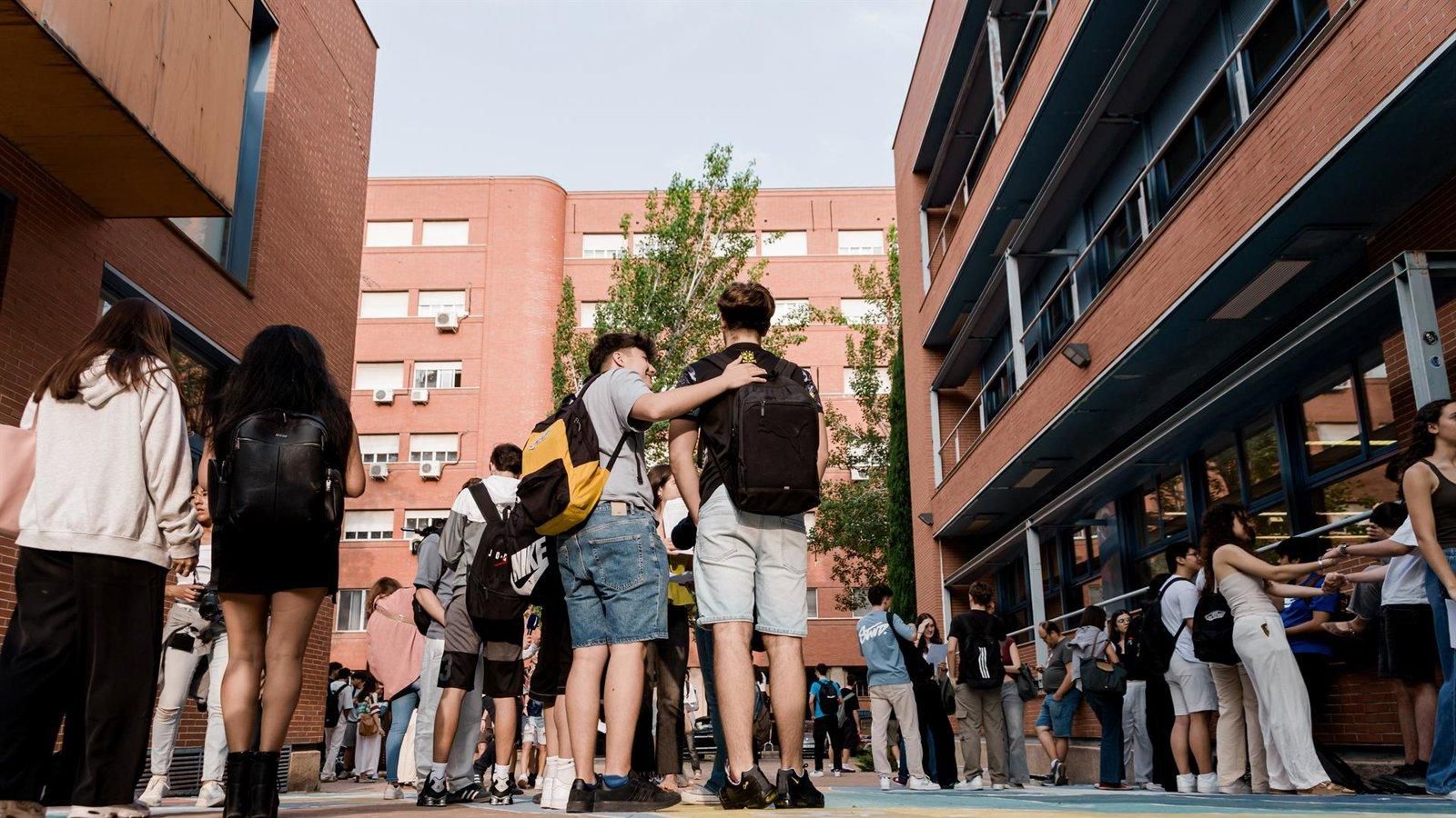 Más de 42.000 estudiantes madrileños se examinarán de la PAU desde el lunes