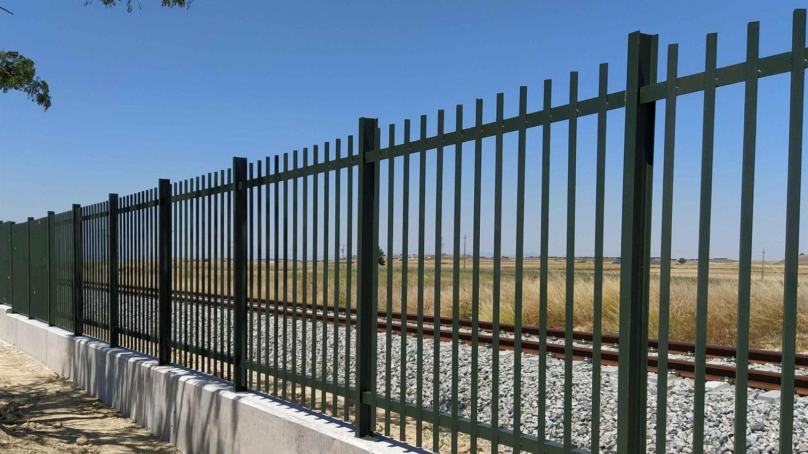 Adif destina 5,6 millones a cerramientos en Cercanías de Madrid