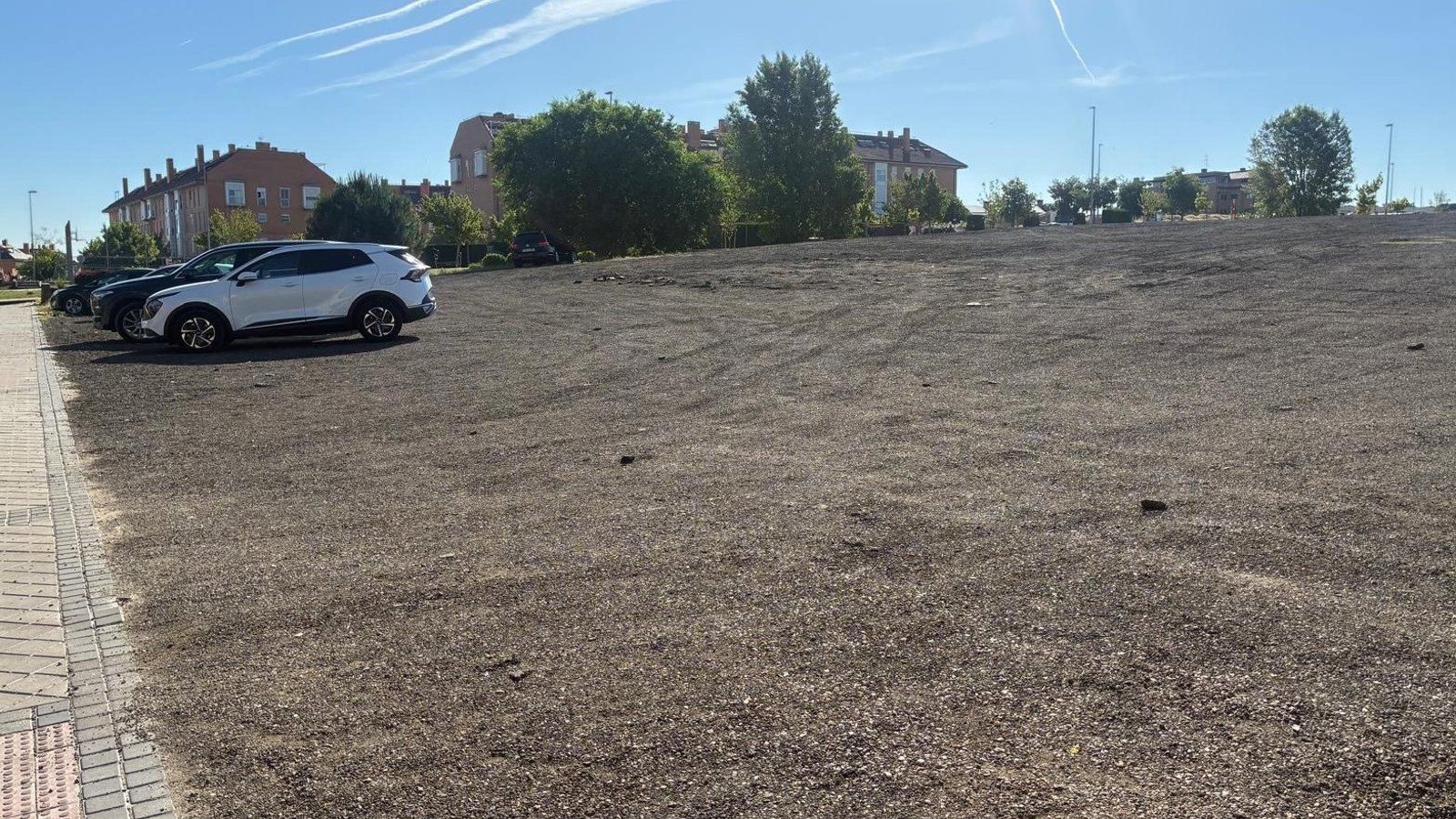 El Ayuntamiento de Arroyomolinos amplía horarios de aparcamientos y abre uno provisional en la calle Mataró
