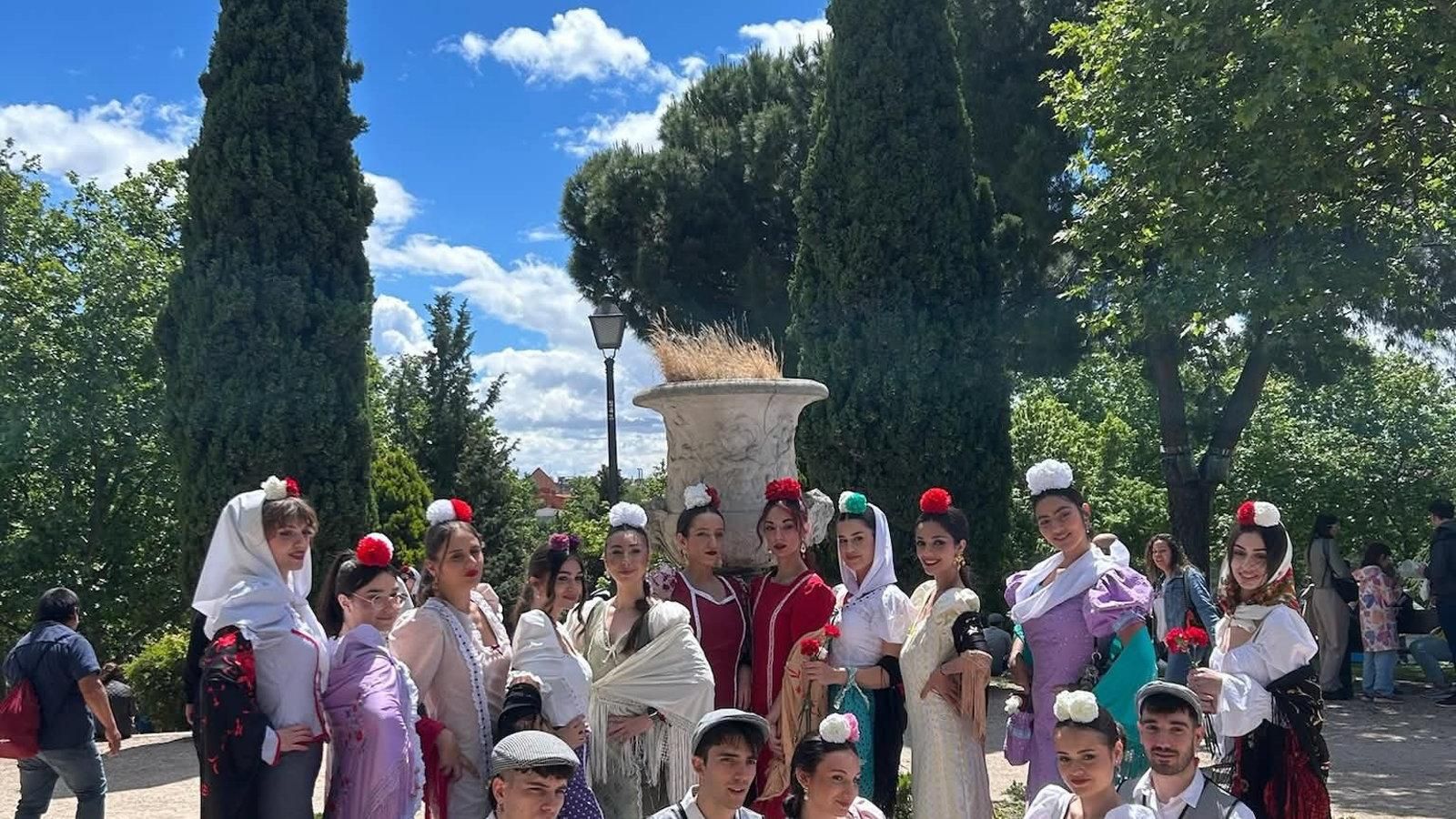 Los jóvenes piden más espacio en San Isidro sin perder la verbena castiza
