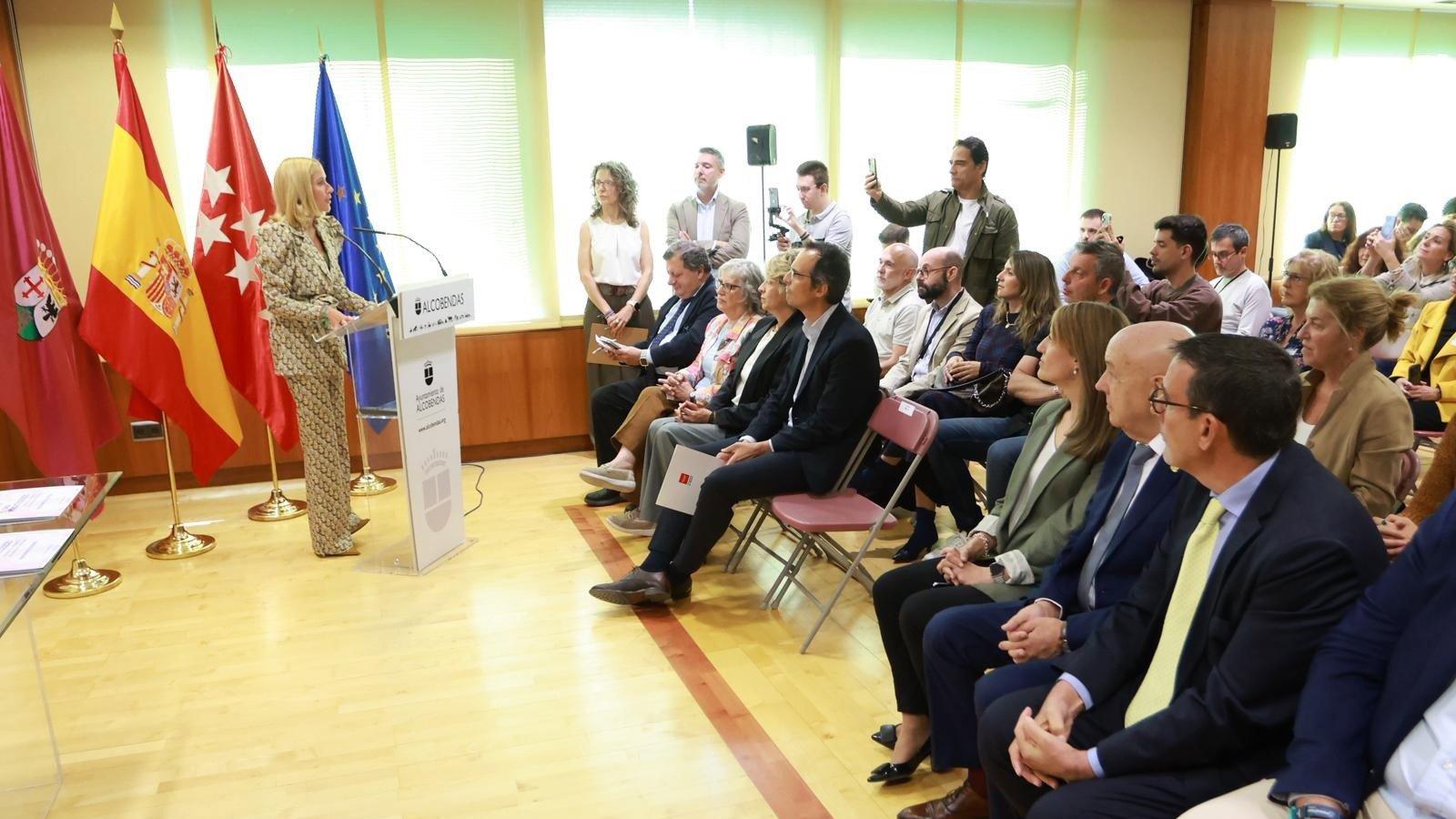 Madrid facilita la lectura de más de 75 documentos públicos