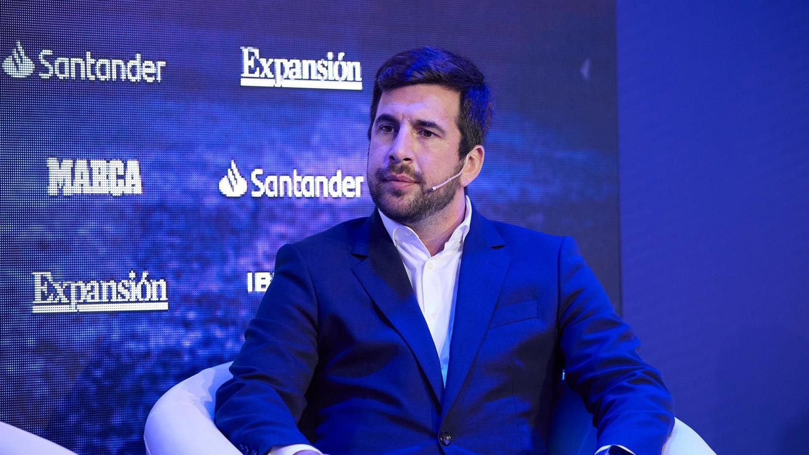 Riquelme pide a los socios del Real Madrid "no tener miedo" a votar