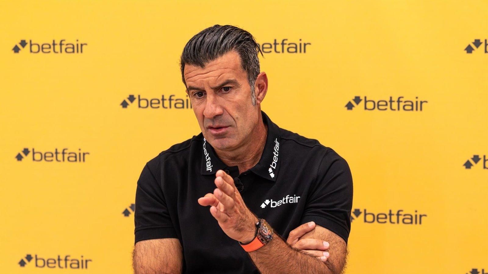 Figo ve negativo que el Real Madrid acabe sin títulos