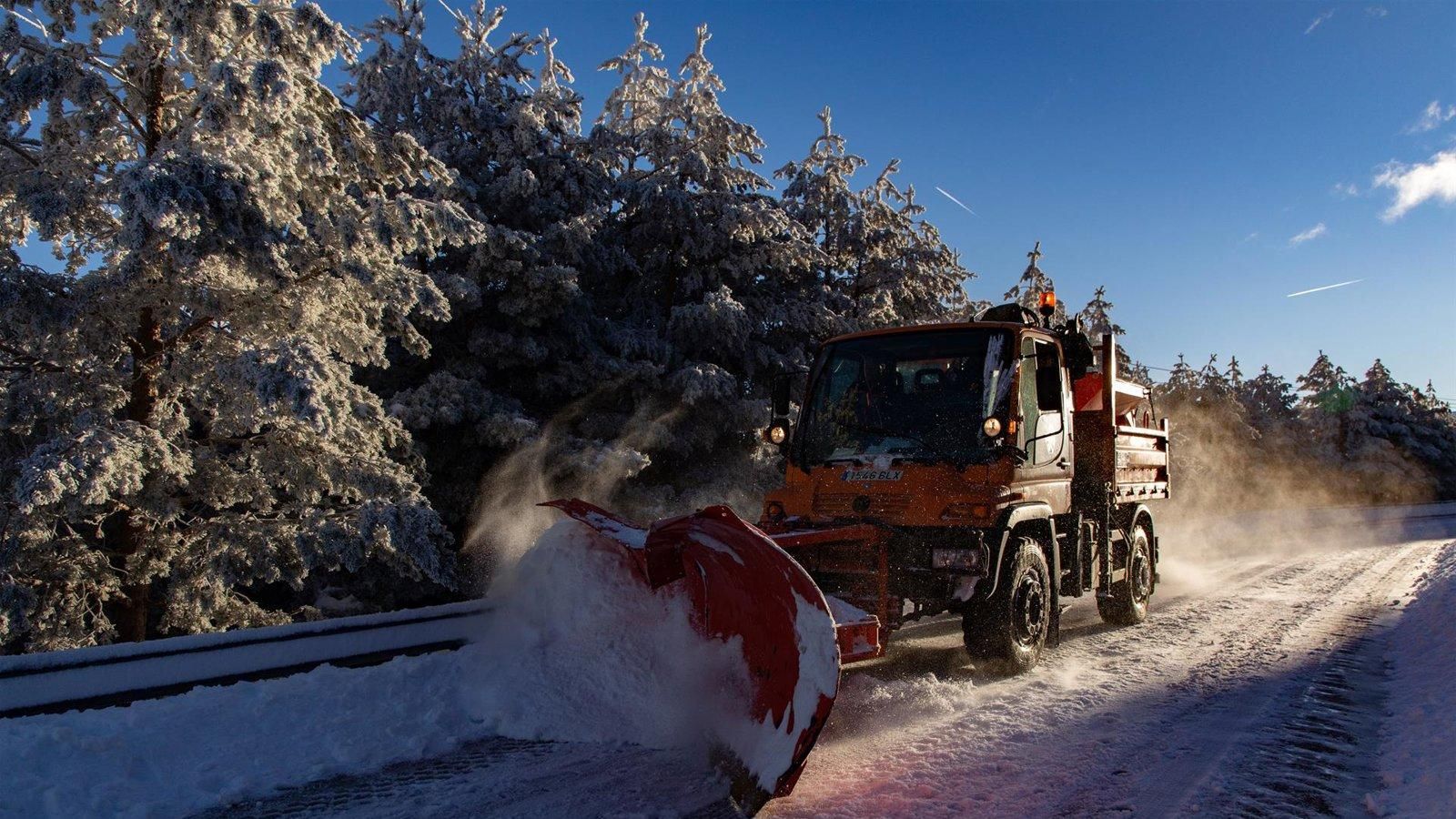 Madrid vigila 288.000 kilómetros de carreteras durante la campaña invernal