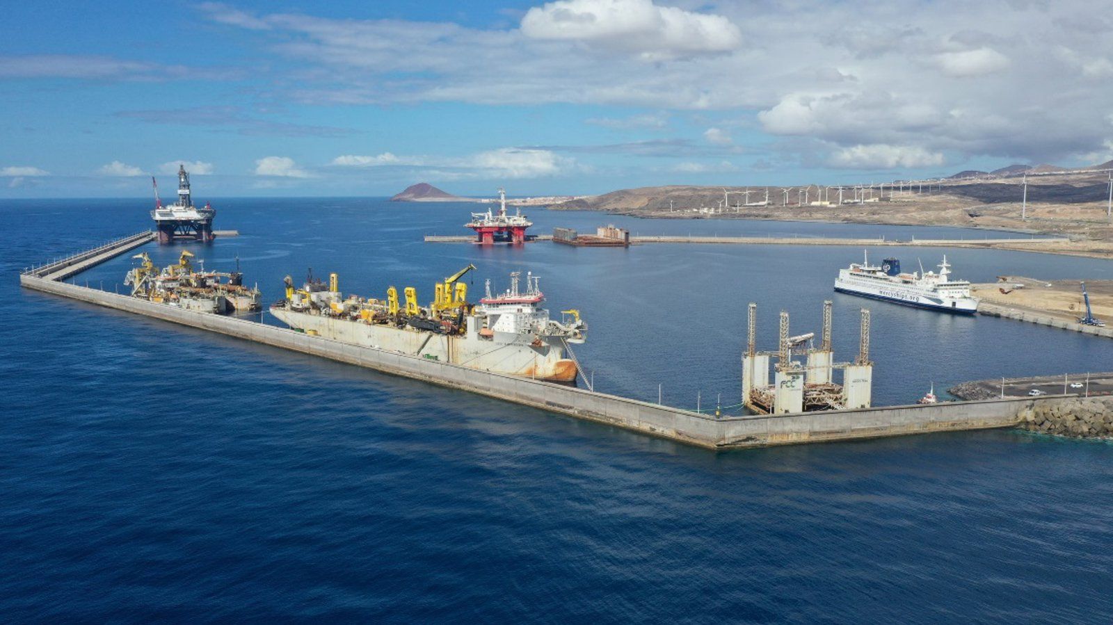 Tedros, Marlaska y Mónica García supervisarán en Tenerife la llegada del crucero del hantavirus