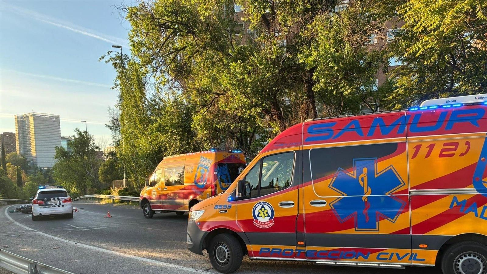 Un motorista resulta herido grave en la salida hacia la M-30 desde Avenida de América