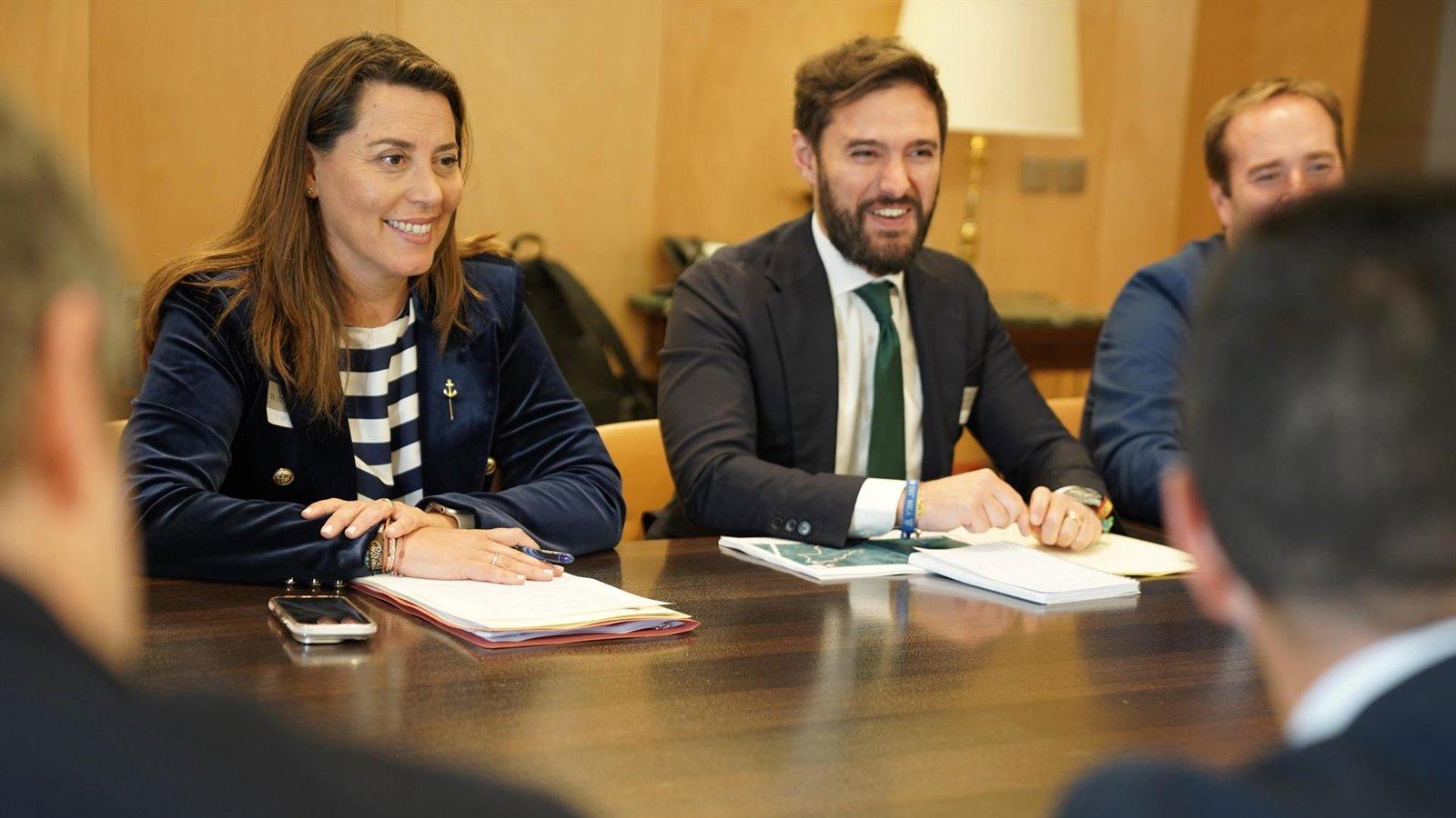 PP acusa al Gobierno de dejar a Madrid a la cola y engañar a alcaldes por la C-5