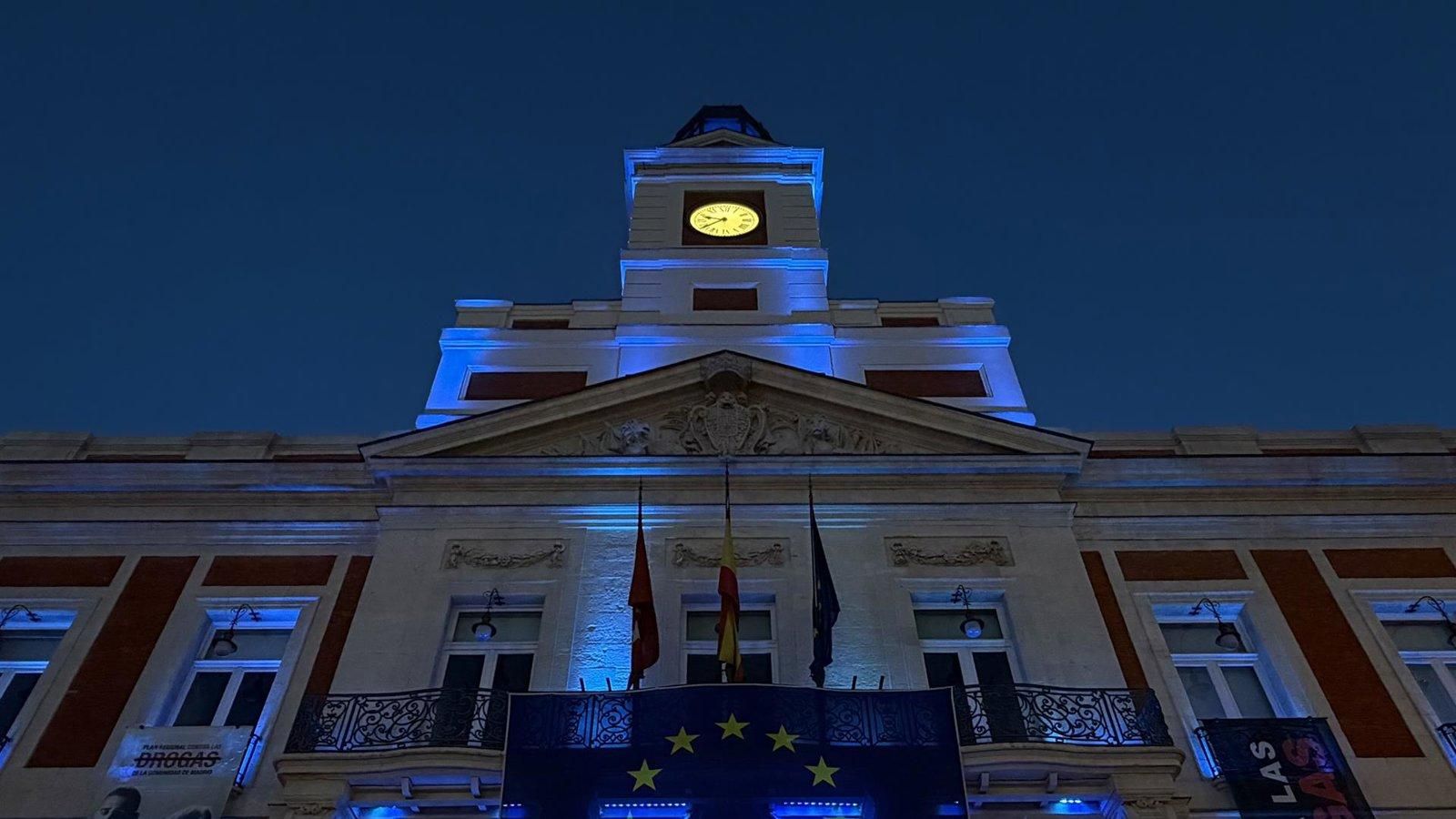La Real Casa de Correos se ilumina de azul por el Día de Europa