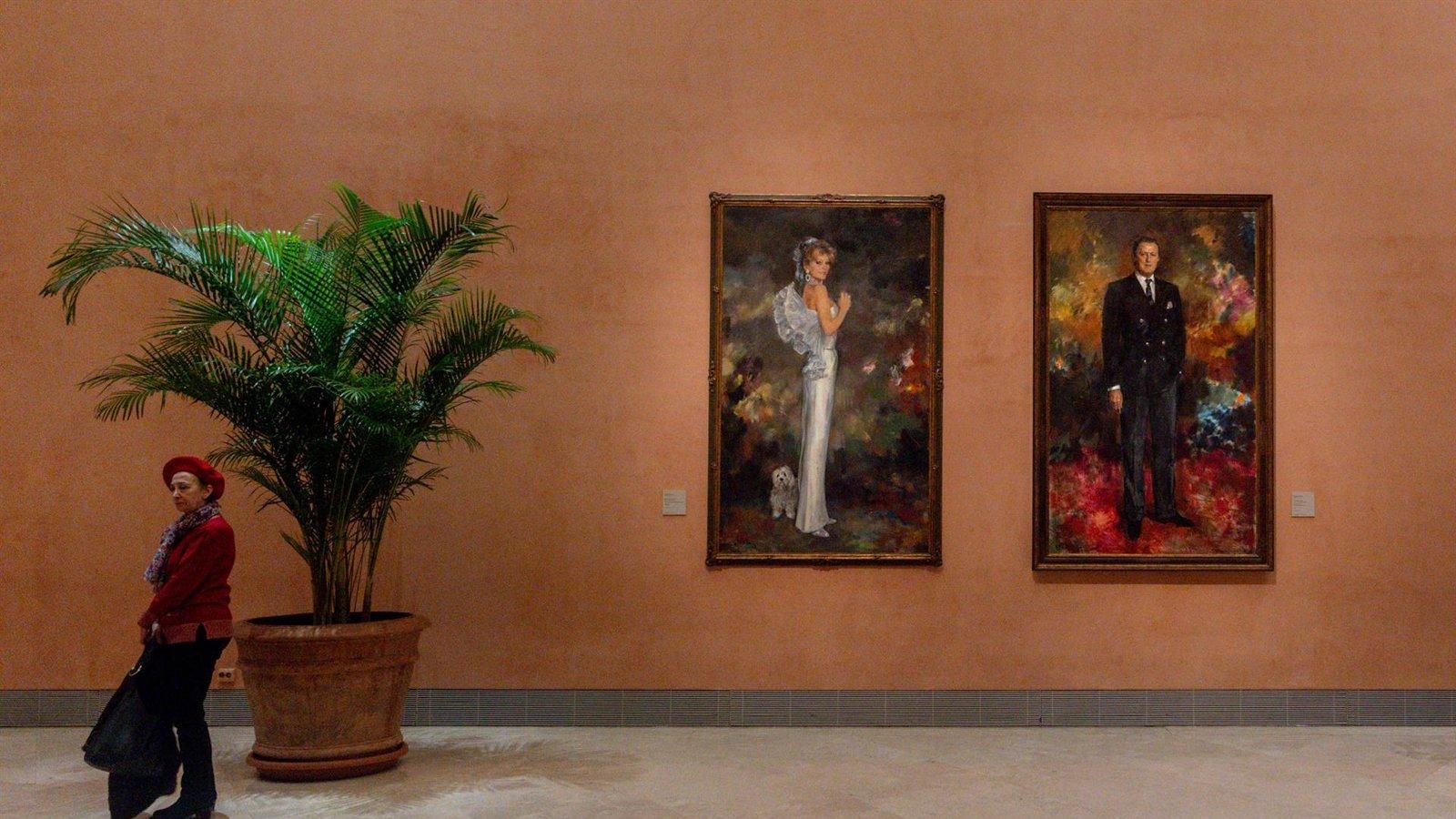 El Thyssen amplía su glosario en lengua de signos con 255 conceptos
