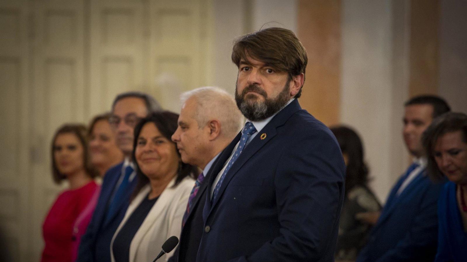 Denuncian al portavoz de Vox en Alcalá de Henares por presunto acoso sexual y laboral