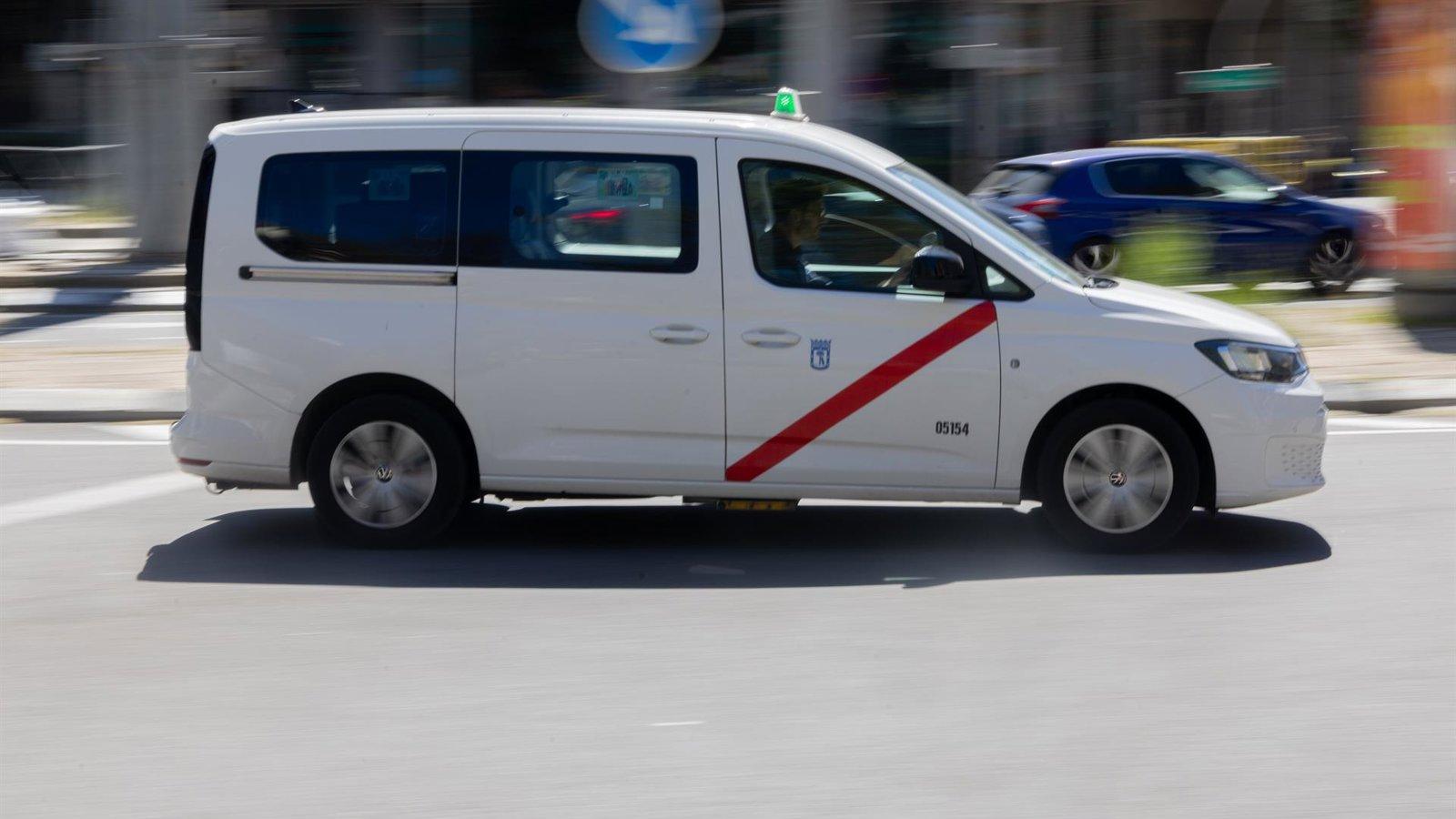 La Comunidad de Madrid abre las ayudas para taxis adaptados y VTC