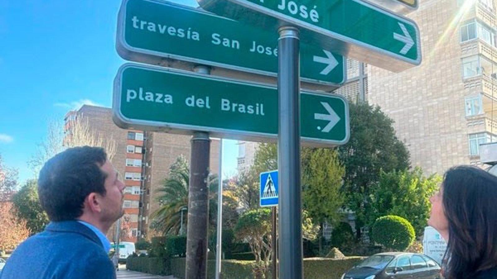 Alcorcón renueva la señalización urbana de Torres Bellas con más de 60 módulos nuevos